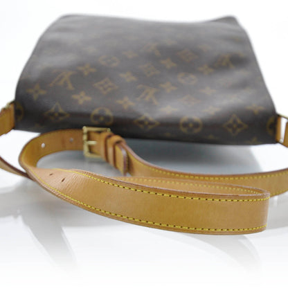 Louis Vuitton Monogram Musette GM 6 of 9