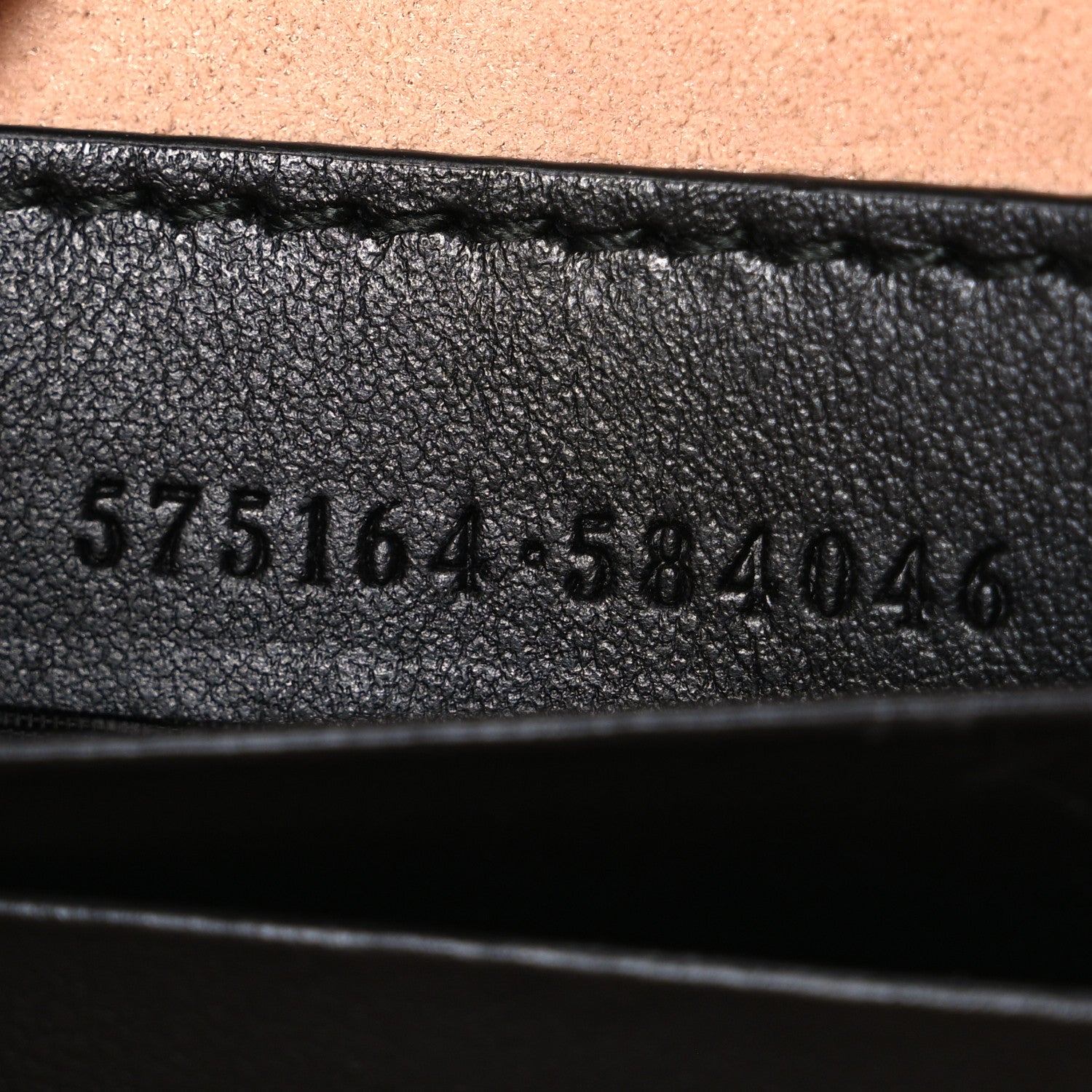 Gucci Calfskin Matelasse GG Marmont Round Wrist Wallet Black 7 of 7