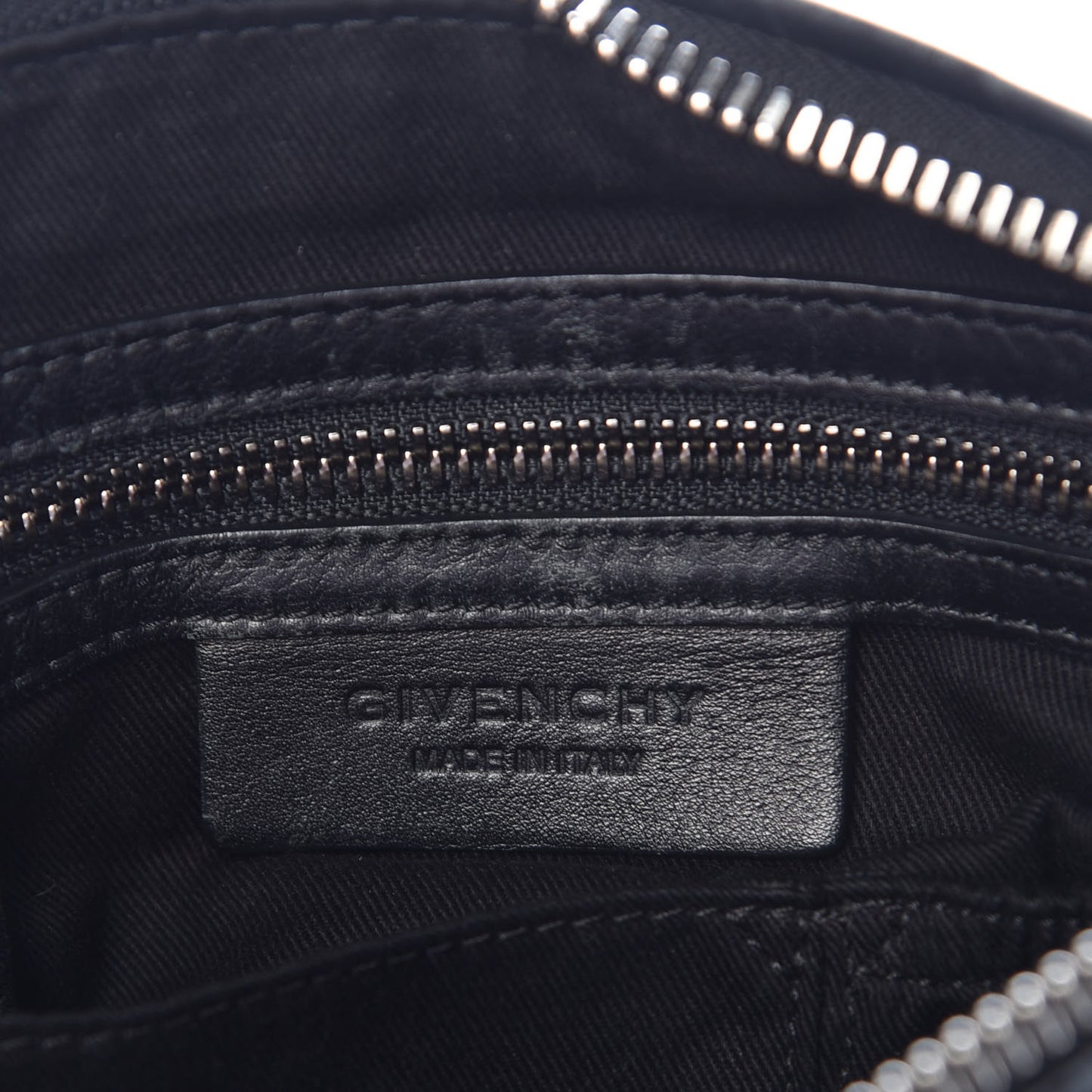Calfskin Crocodile Embossed Small Pandora Black