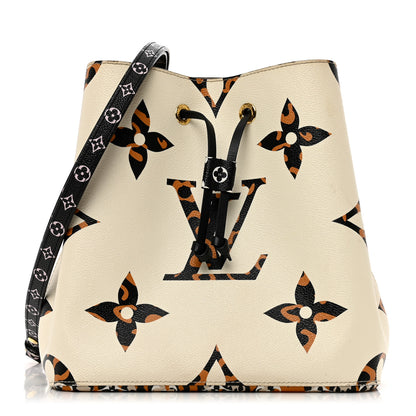 Louis Vuitton Monogram Giant Jungle NéoNoé Ivory 1 of 8