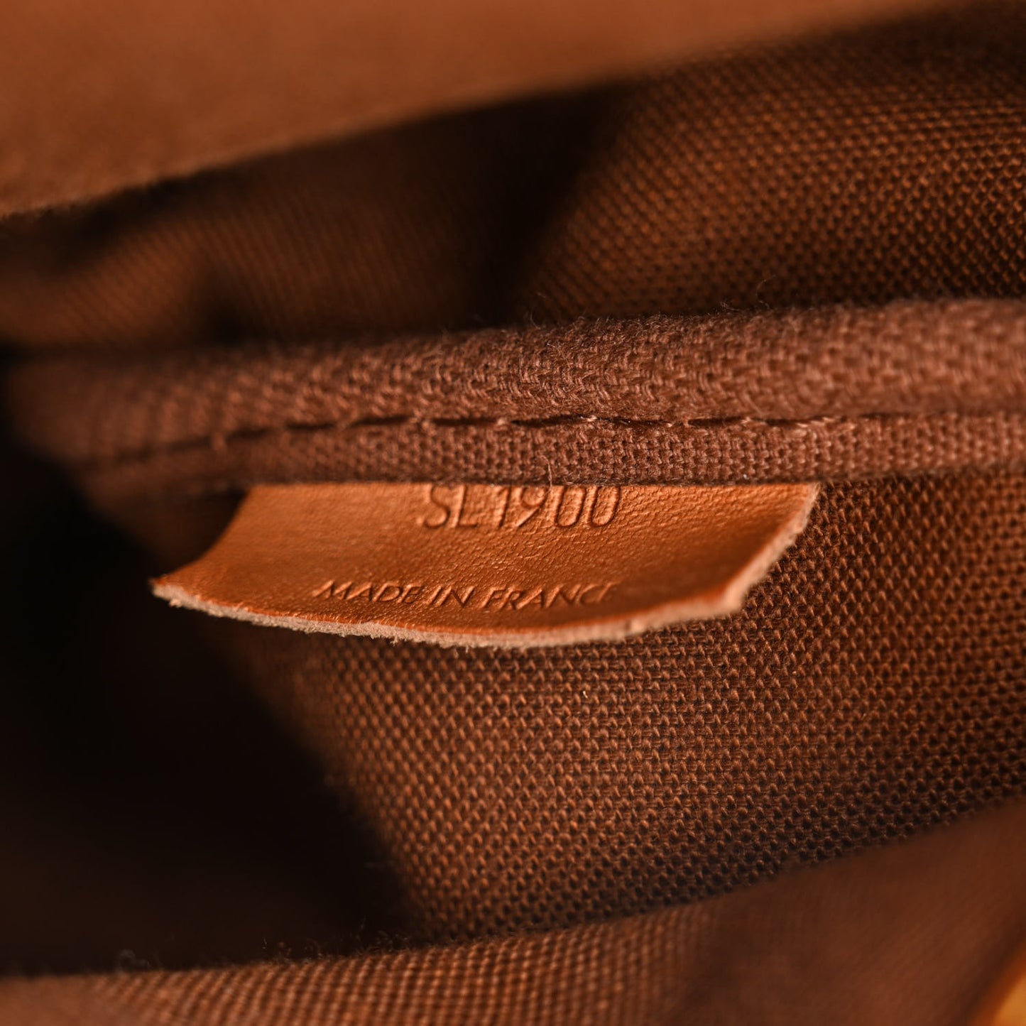 Monogram Saumur 43