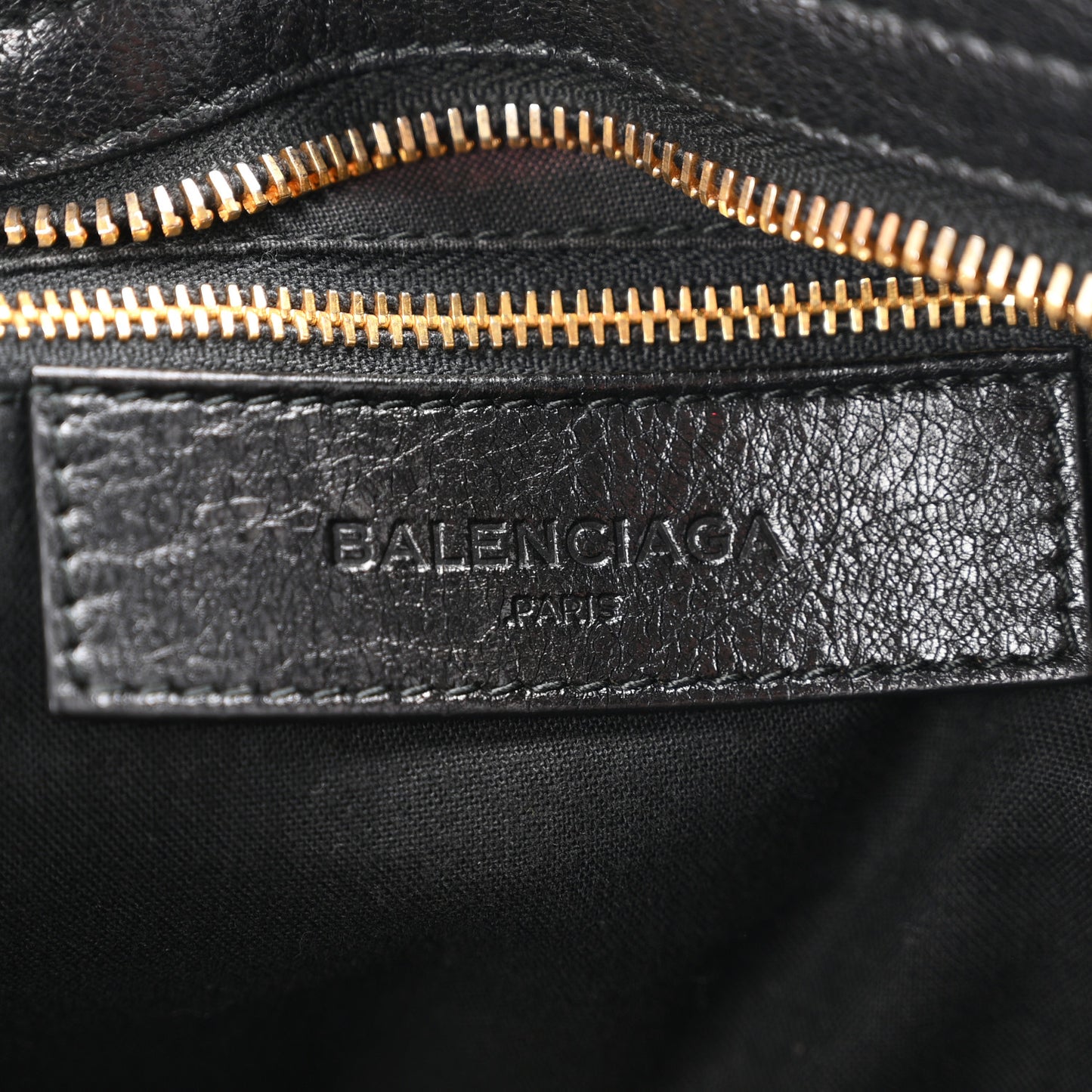 Agneau Giant 12 Gold Hardware City Black