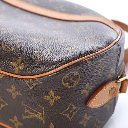 Louis Vuitton Monogram Blois 10 of 13