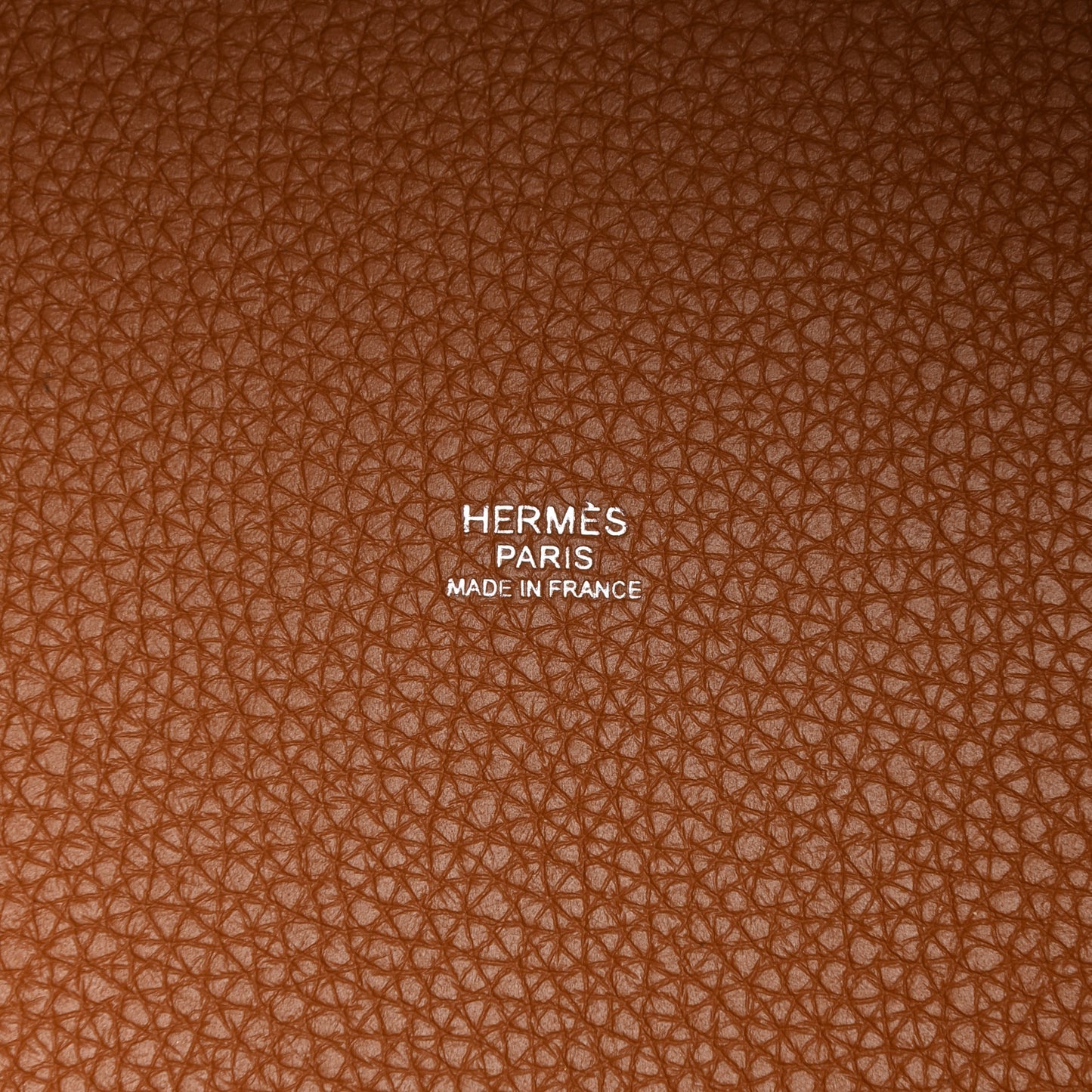 Taurillon Clemence Picotin Lock 22 MM Gold