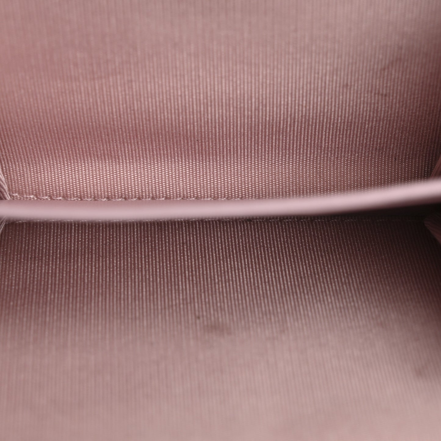 Caviar Quilted Coco Candy Card Holder On Chain Light Pink