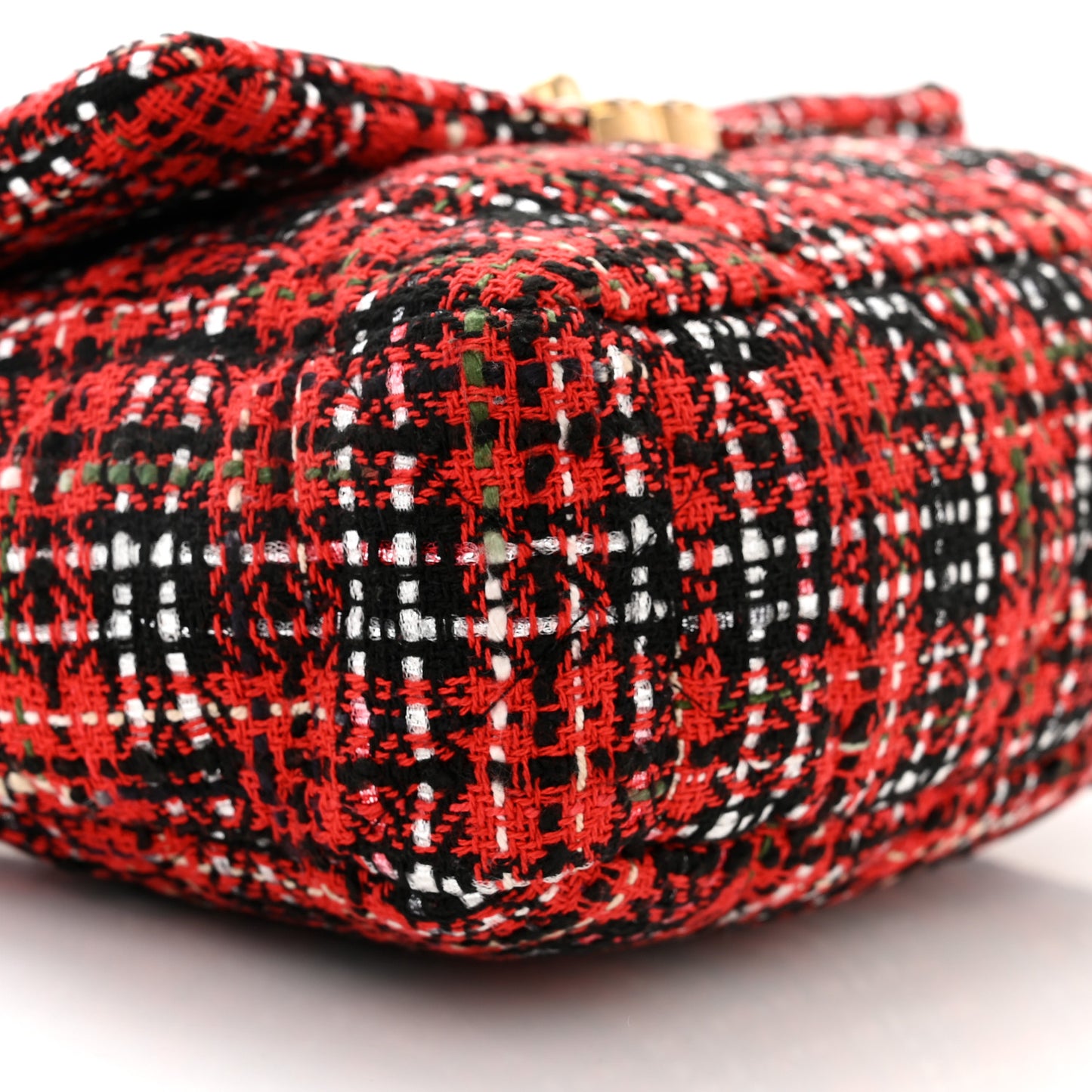 Tweed Quilted Medium Chanel 19 Flap Red Black
