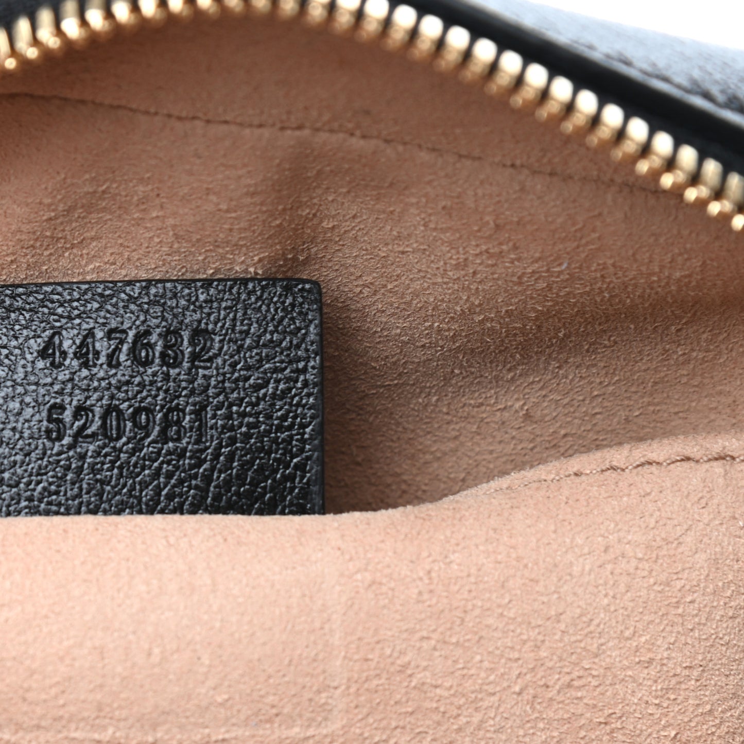 Monogram Matelasse Diagonal Small GG Marmont Chain Shoulder Bag Beige Black