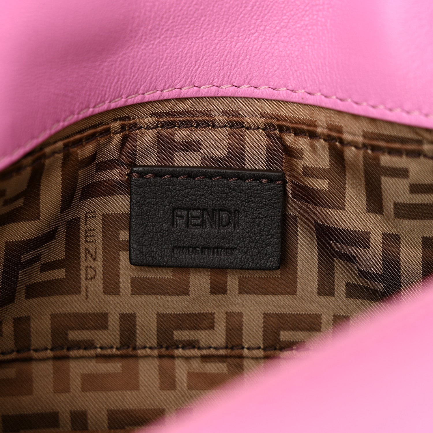 Fendi Nappa Phone Baguette Rosa 6 of 13