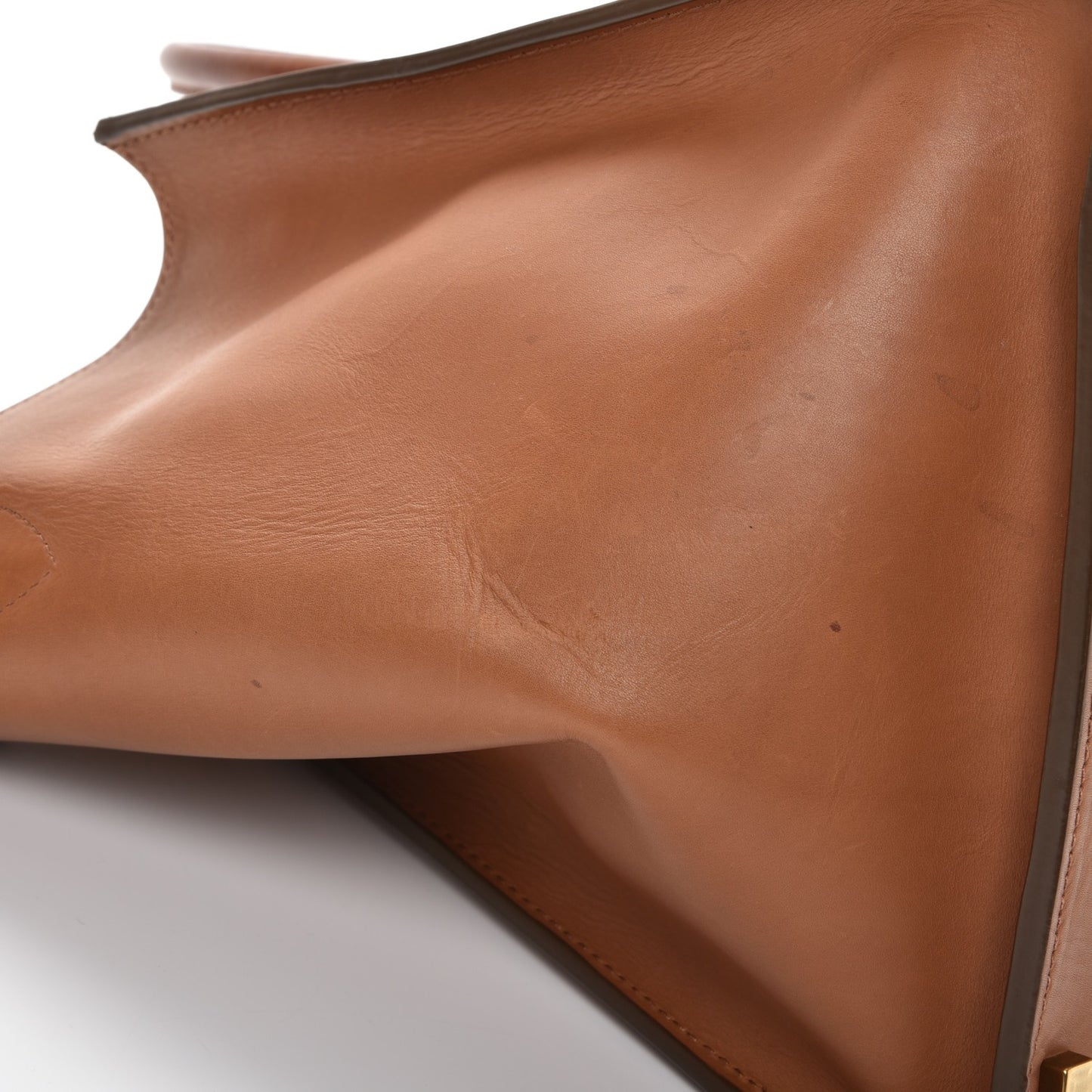 Natural Calfskin Medium Phantom Luggage Tan
