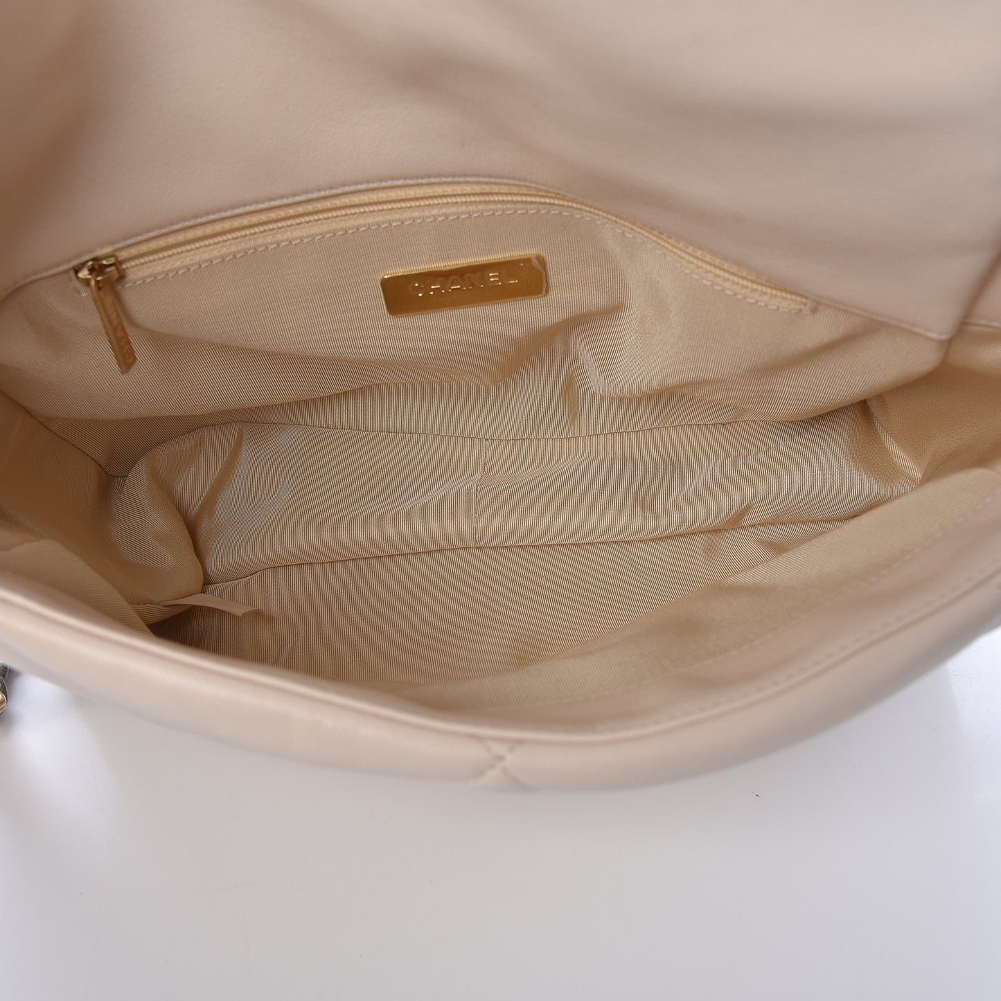 Lambskin Quilted Large 19 Flap Light Beige
