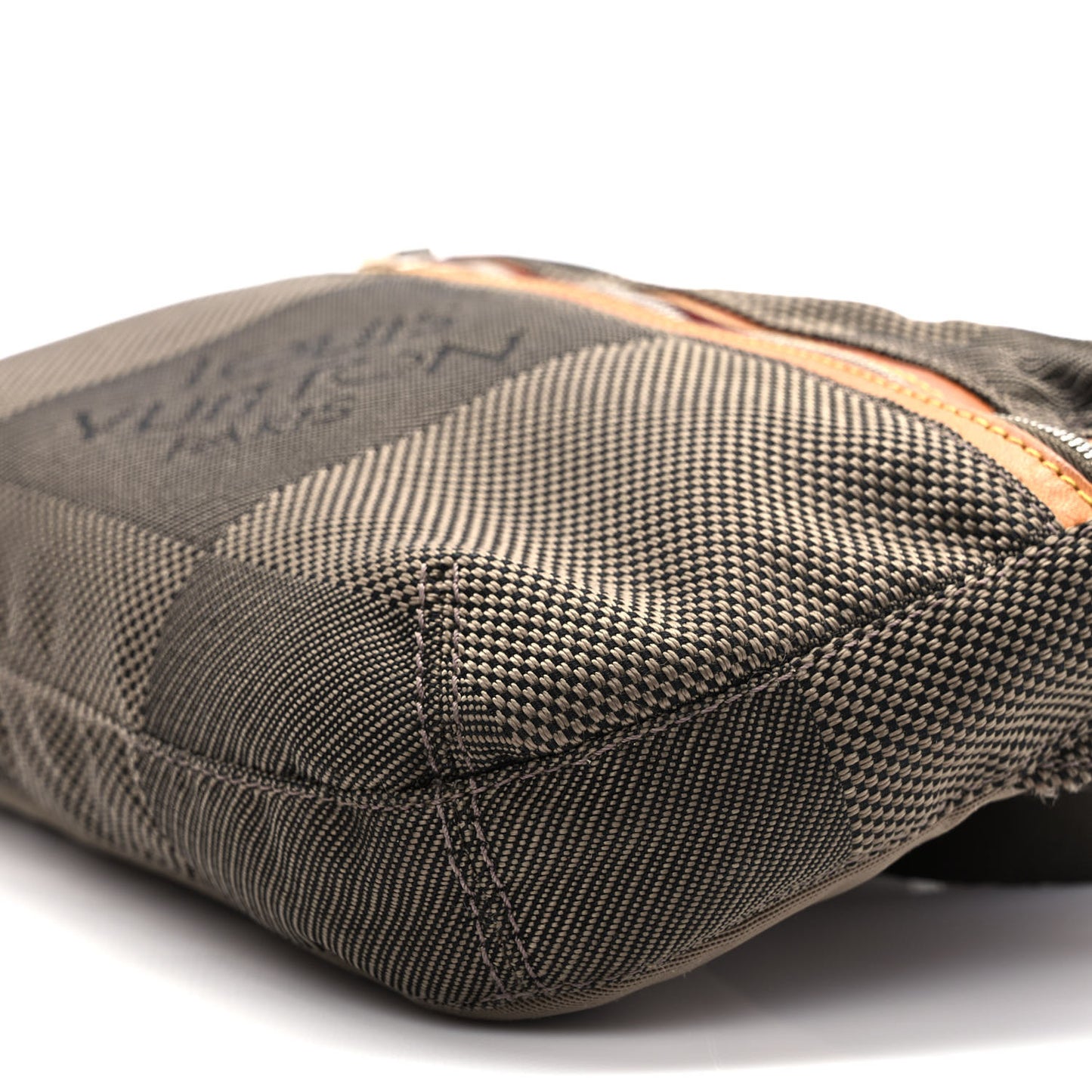 Damier Geant Archer Terre