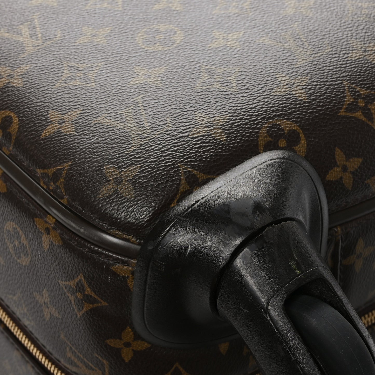 Monogram Zephyr 70