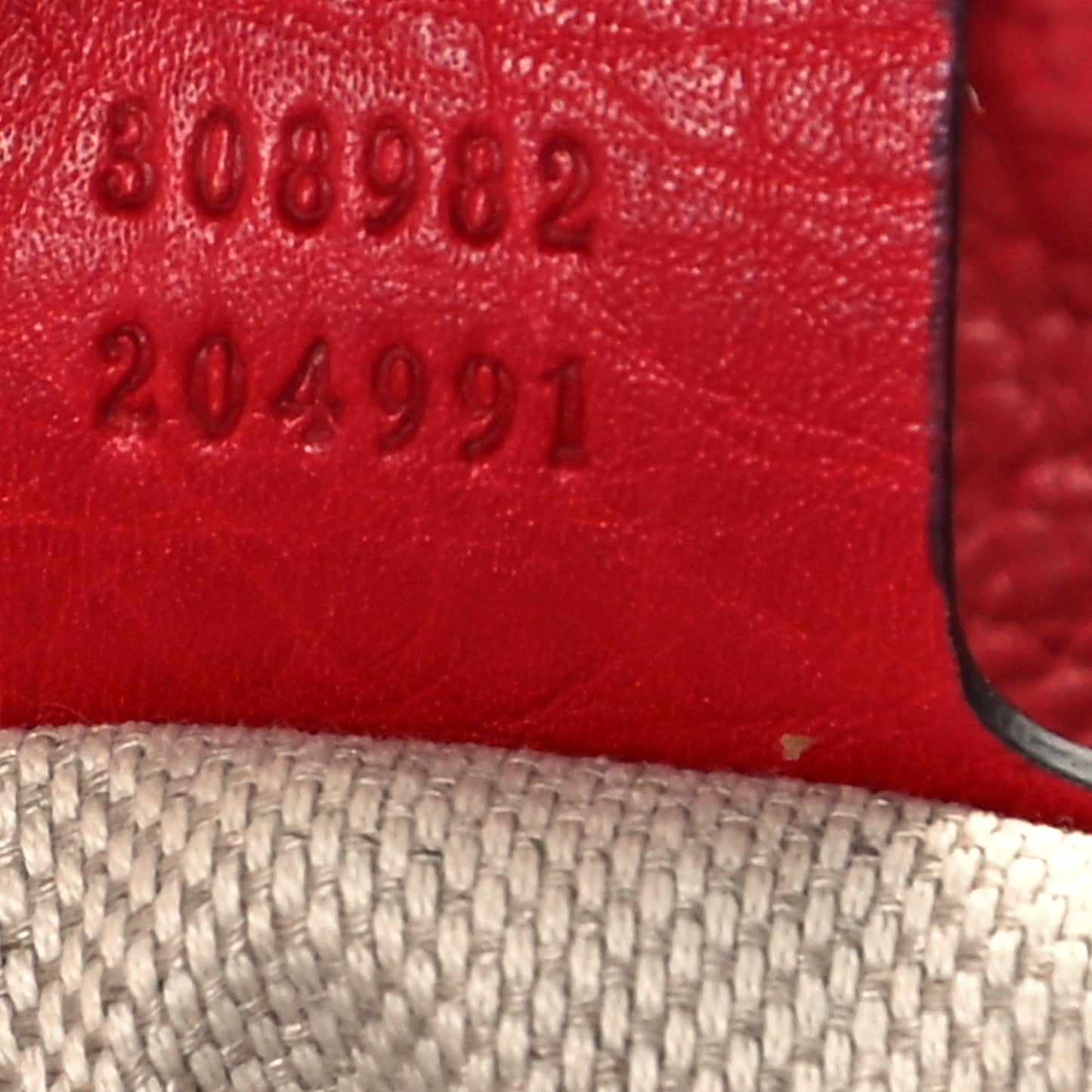Pebbled Calfskin Medium Soho Chain Shoulder Bag Tabasco Red