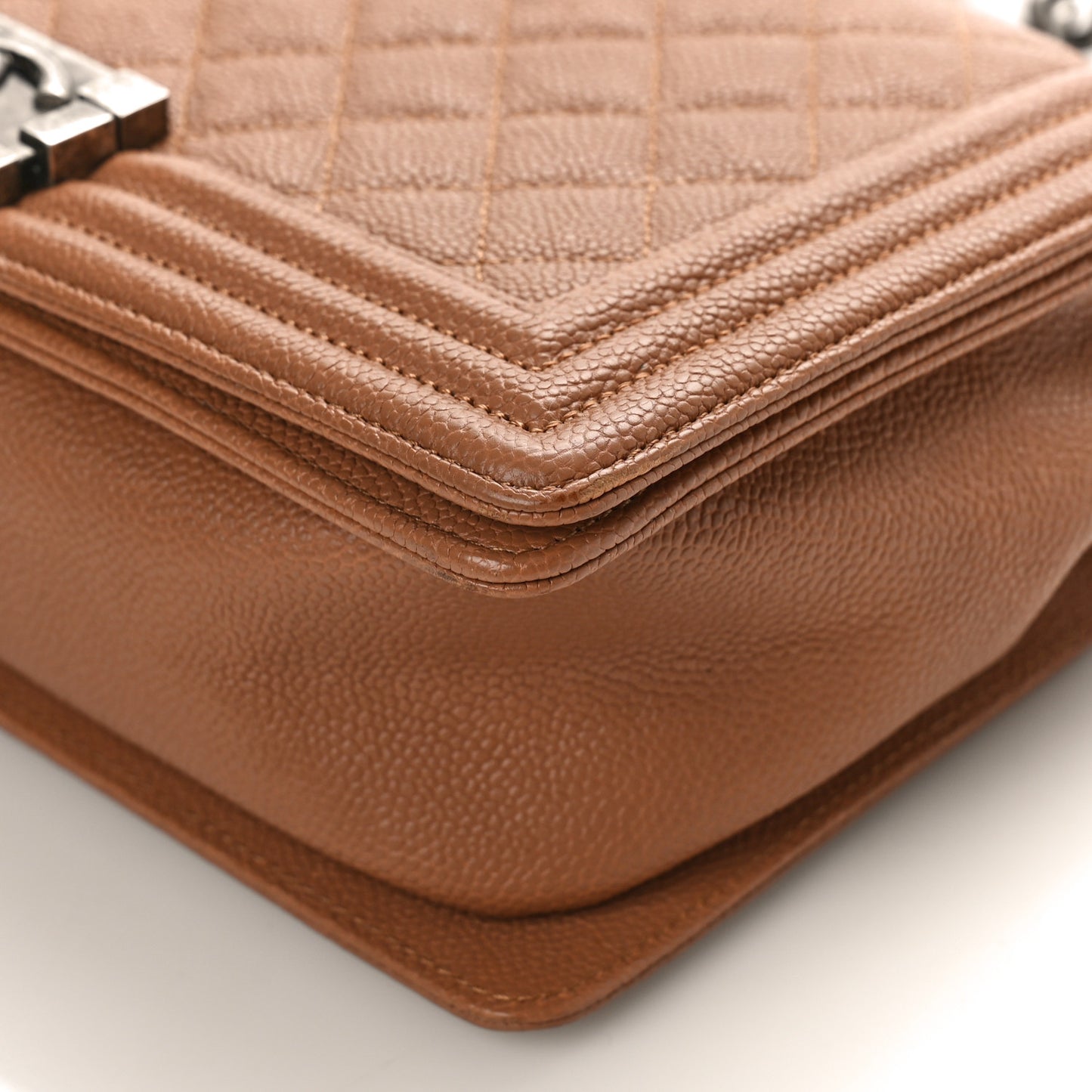 Caviar Quilted Medium Boy Flap Light Brown