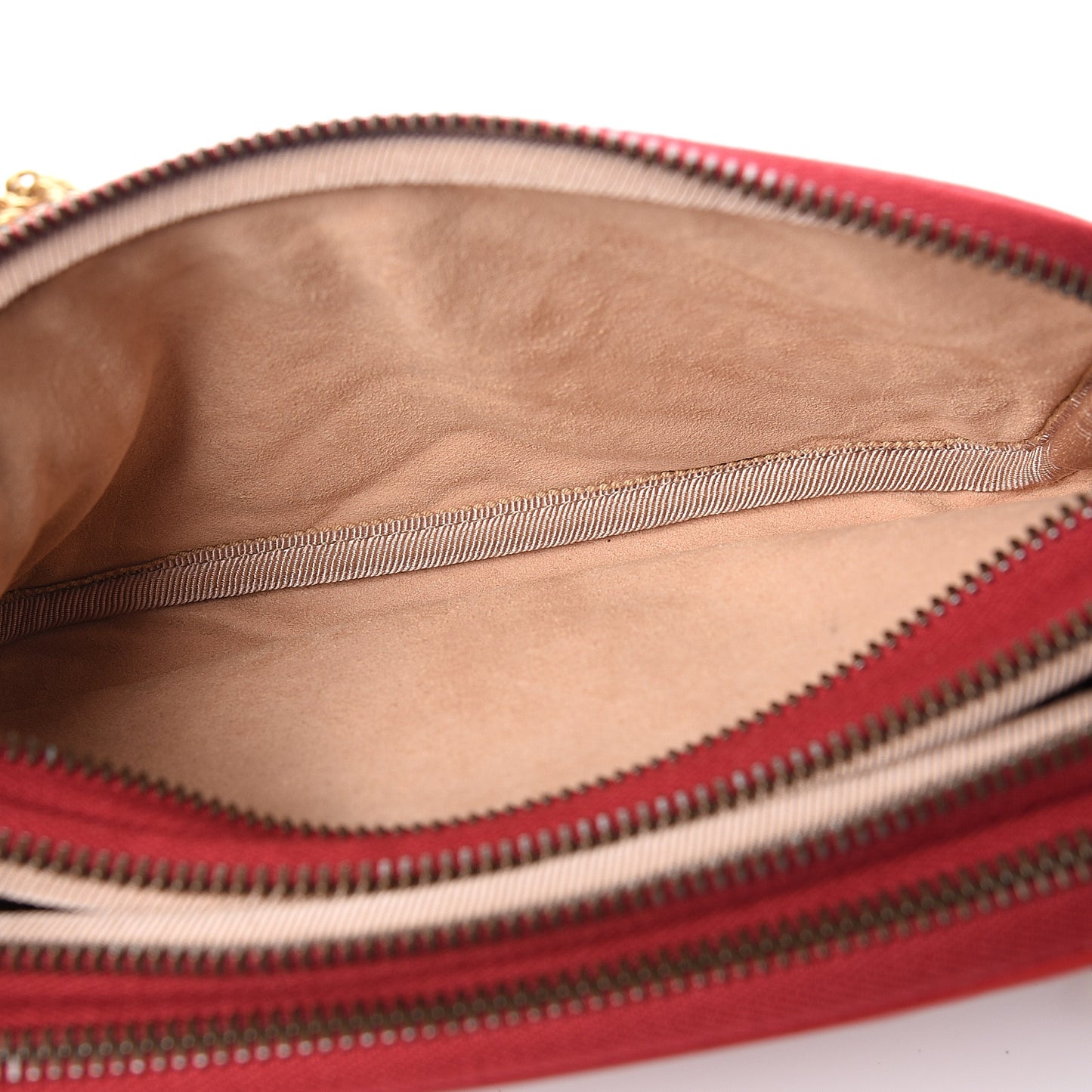Calfskin Matelasse Mini GG Marmont Chain Crossbody Bag Hibiscus Red