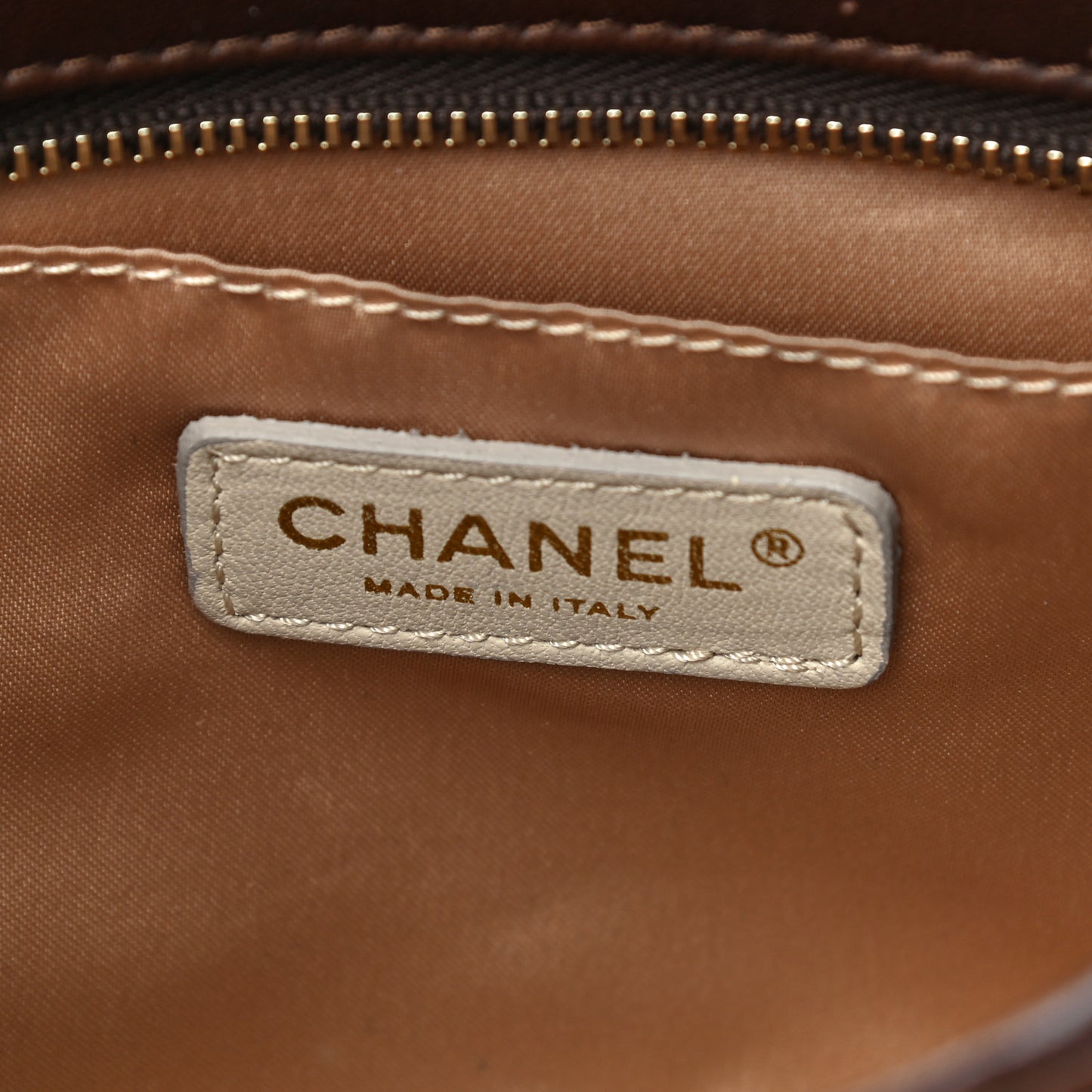 Lambskin Bubble Quilt Pochette Brown