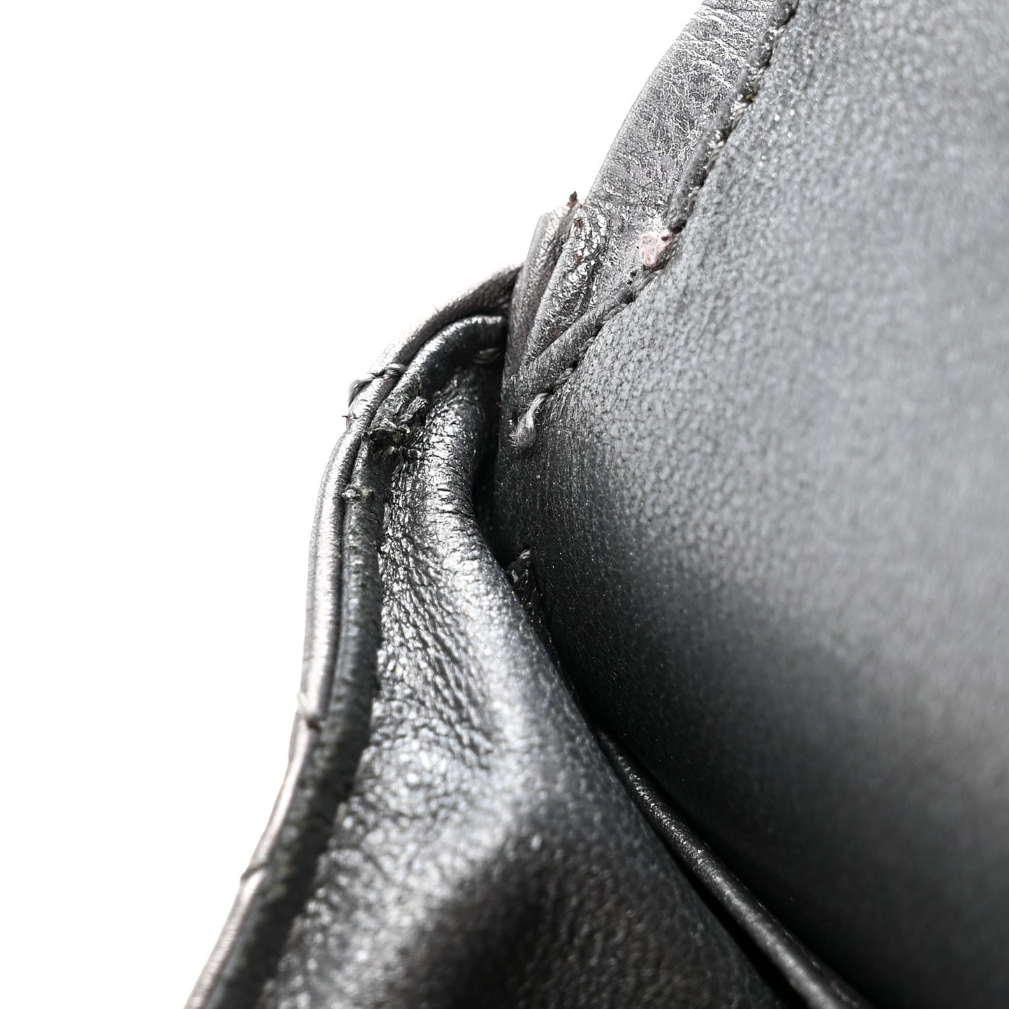 Metallic Aged Calfskin Quilted 2.55 Reissue 226 Flap Dark Silver