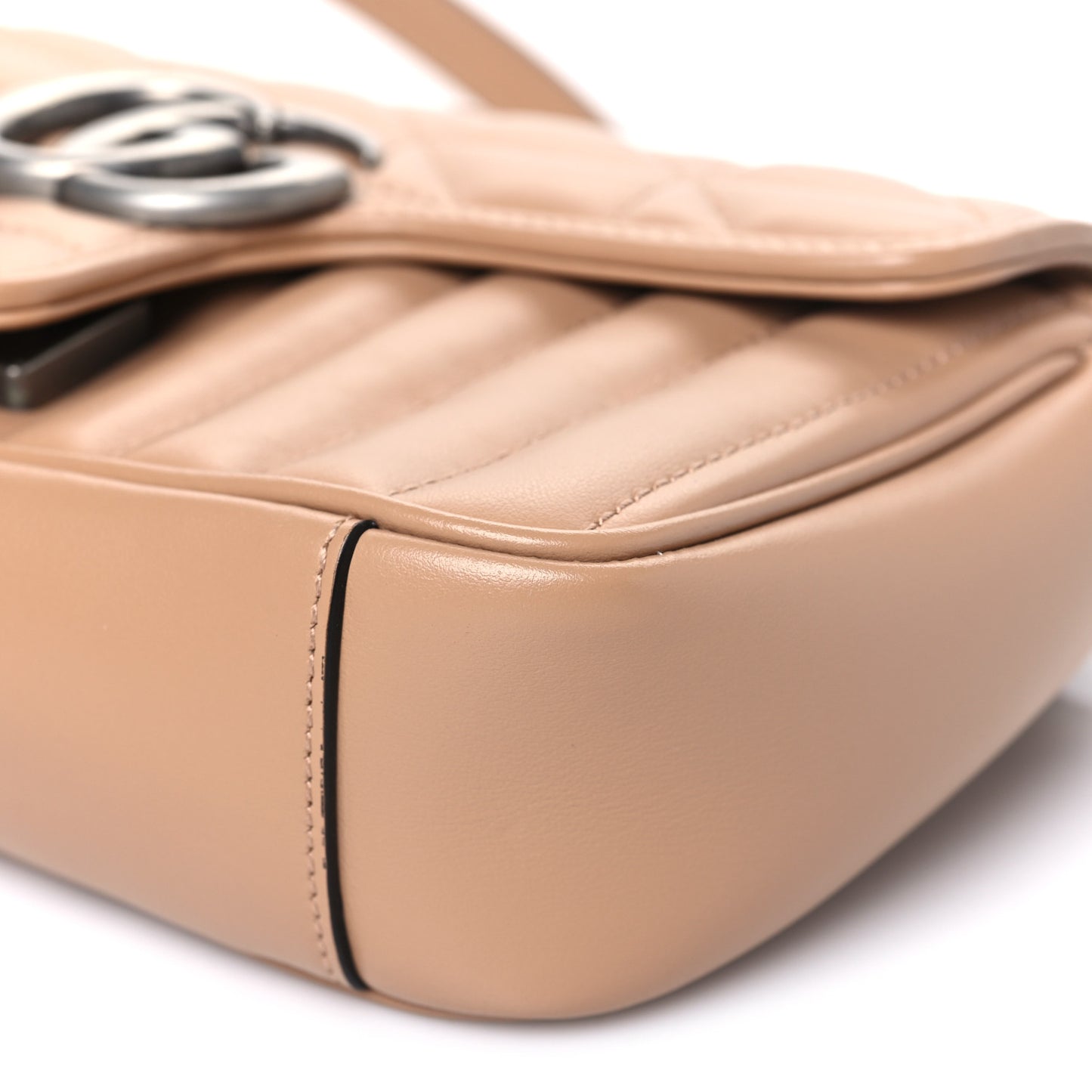 Calfskin Matelasse Aria Mini GG Marmont Shoulder Bag Camelia