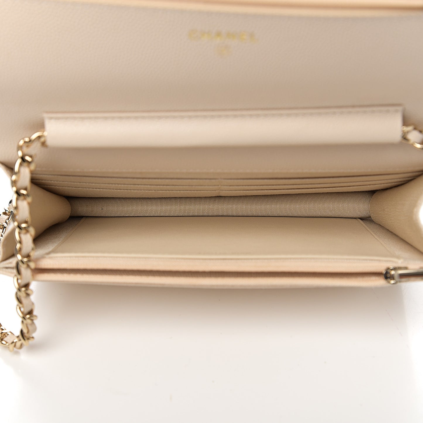 Caviar Quilted Wallet On Chain WOC Light Beige
