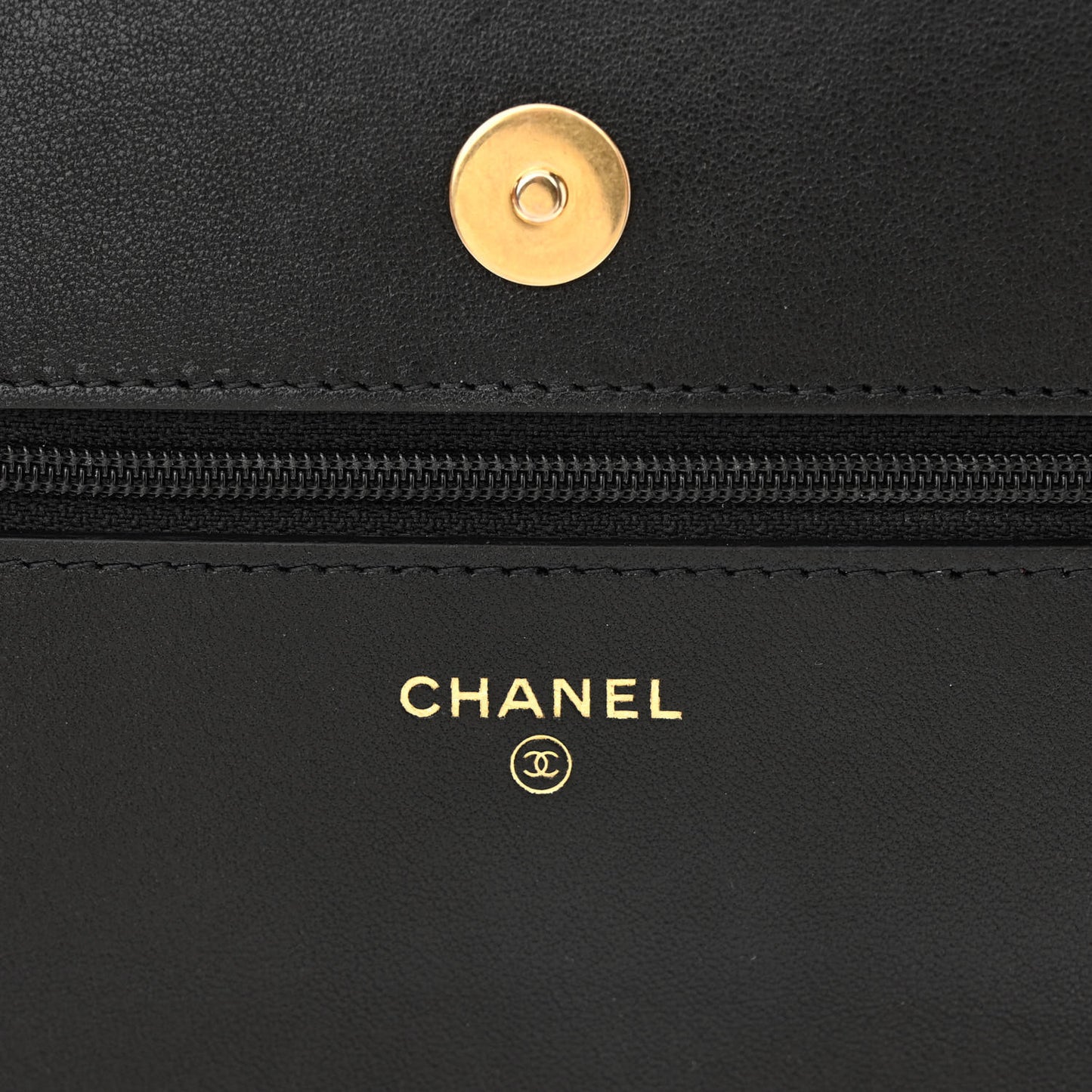 Lambskin Quilted Chanel 19 Wallet On Chain WOC Black