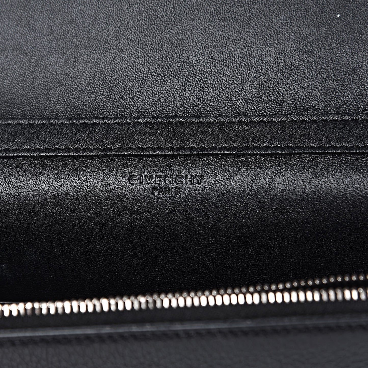 Sugar Goatskin Pandora Chain Wallet Black