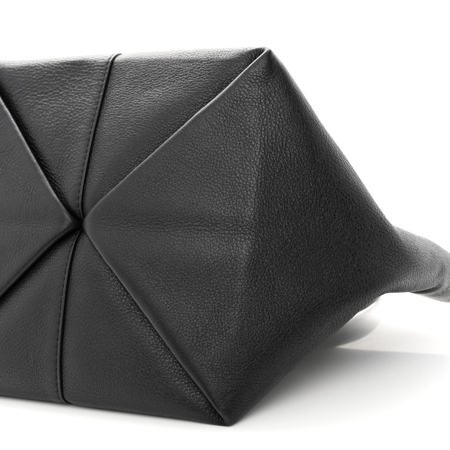 Calfskin Tulipano Bag Black