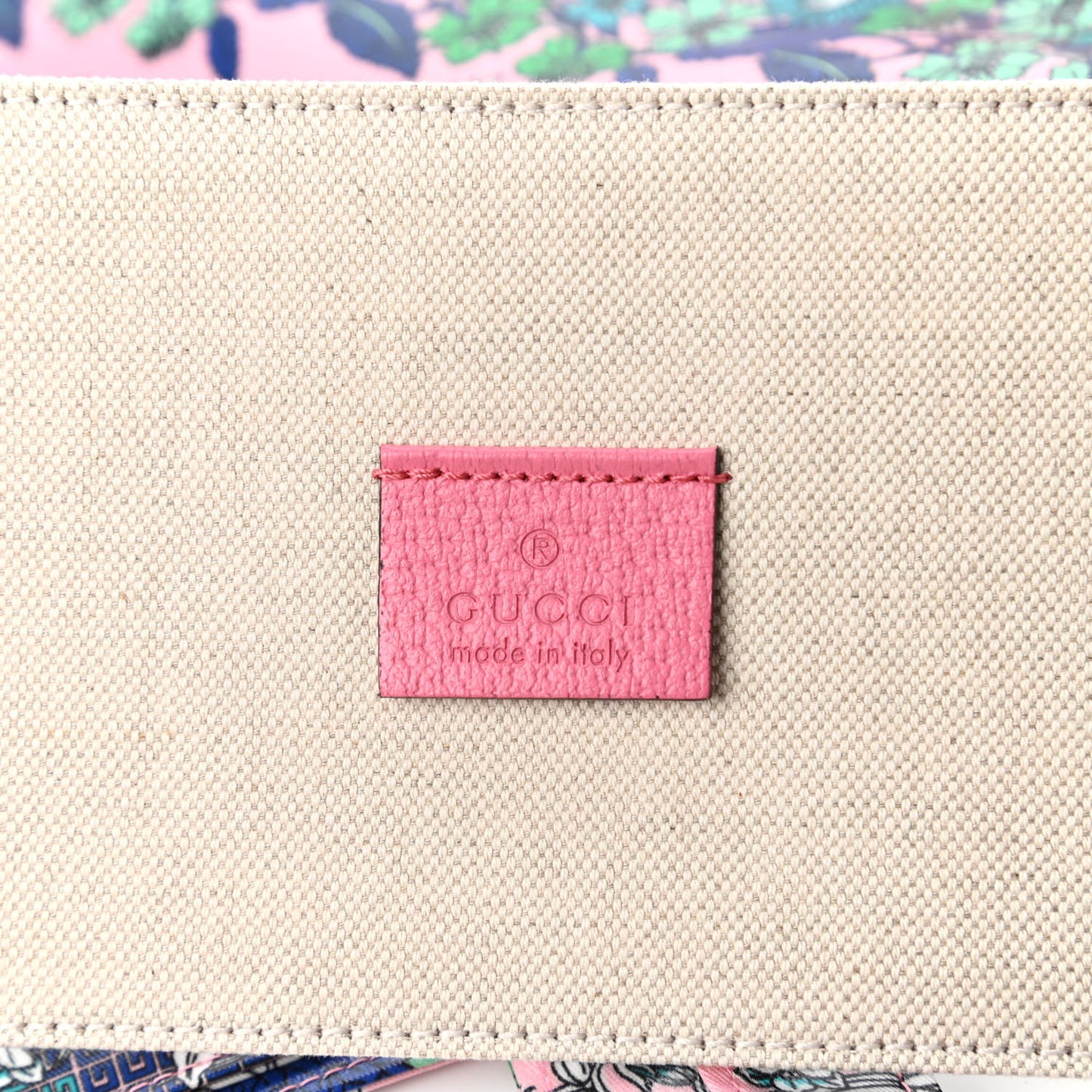 Patent Canvas Frame Logo Bouquet Print Vertical Tote Pink Daisy