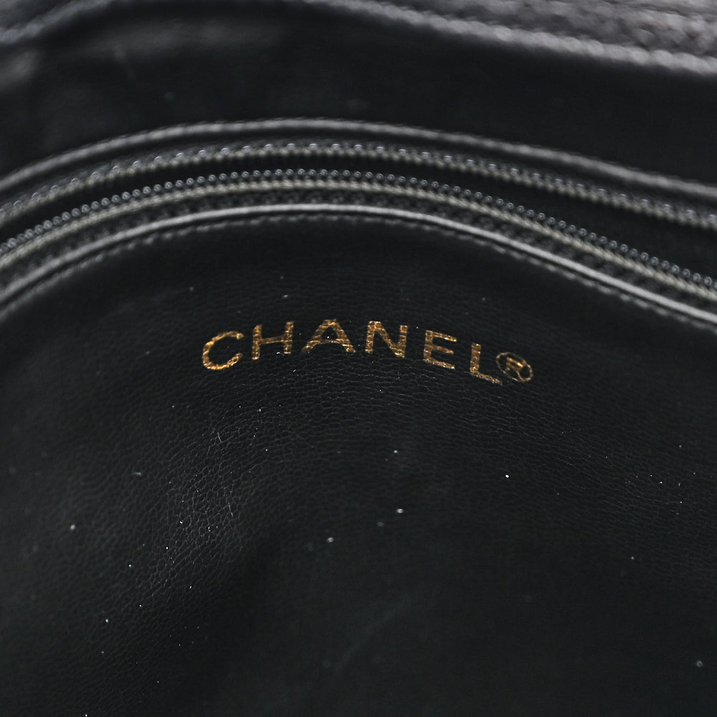 Caviar CC Shoulder Bag Black