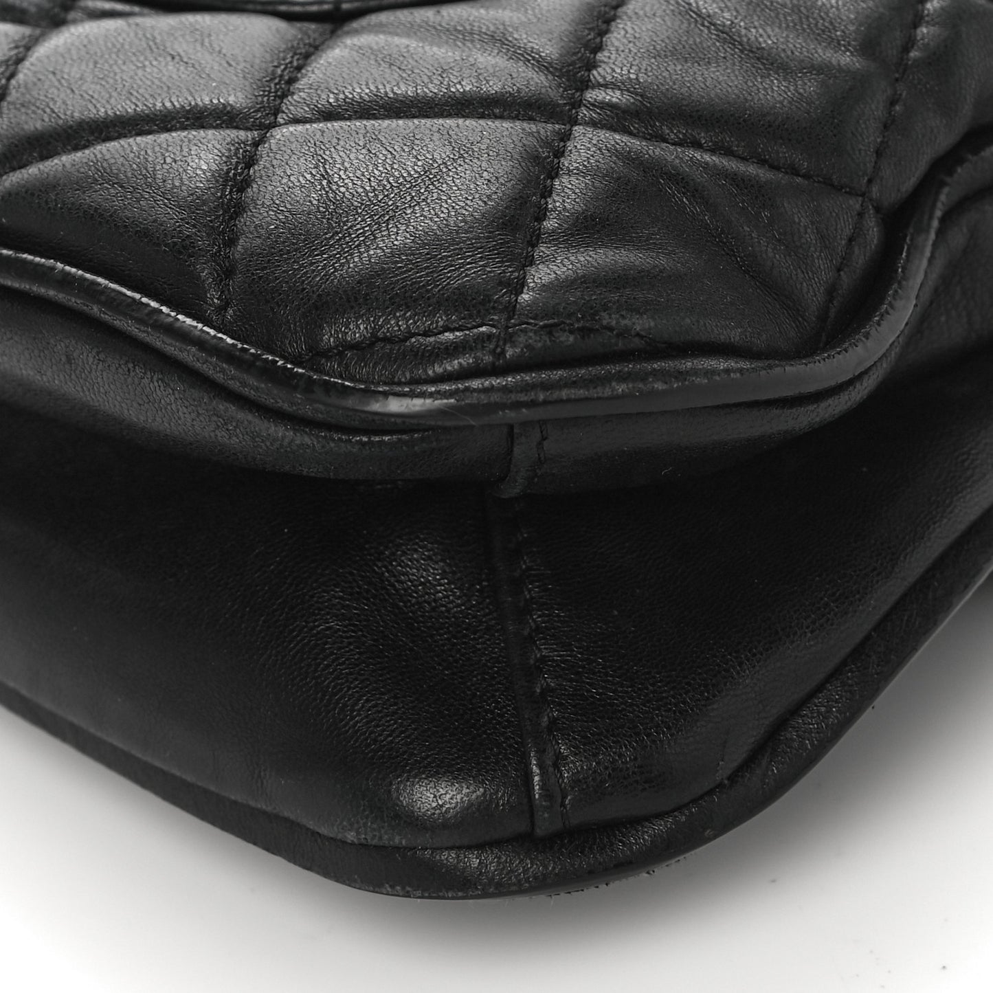 Lambskin Quilted Large Pagode Piping Flap Black