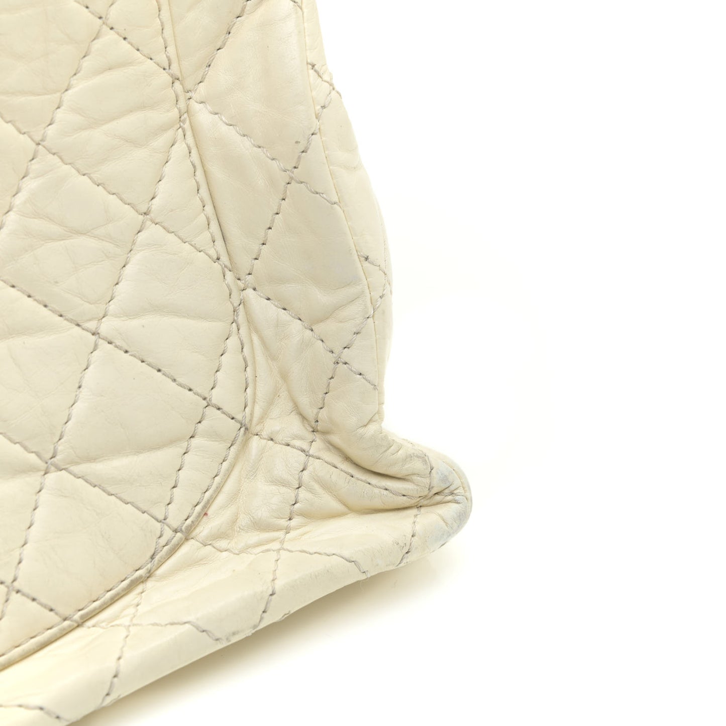 Aged Calfskin Quilted Reissue 2.55 Accordion Flap White