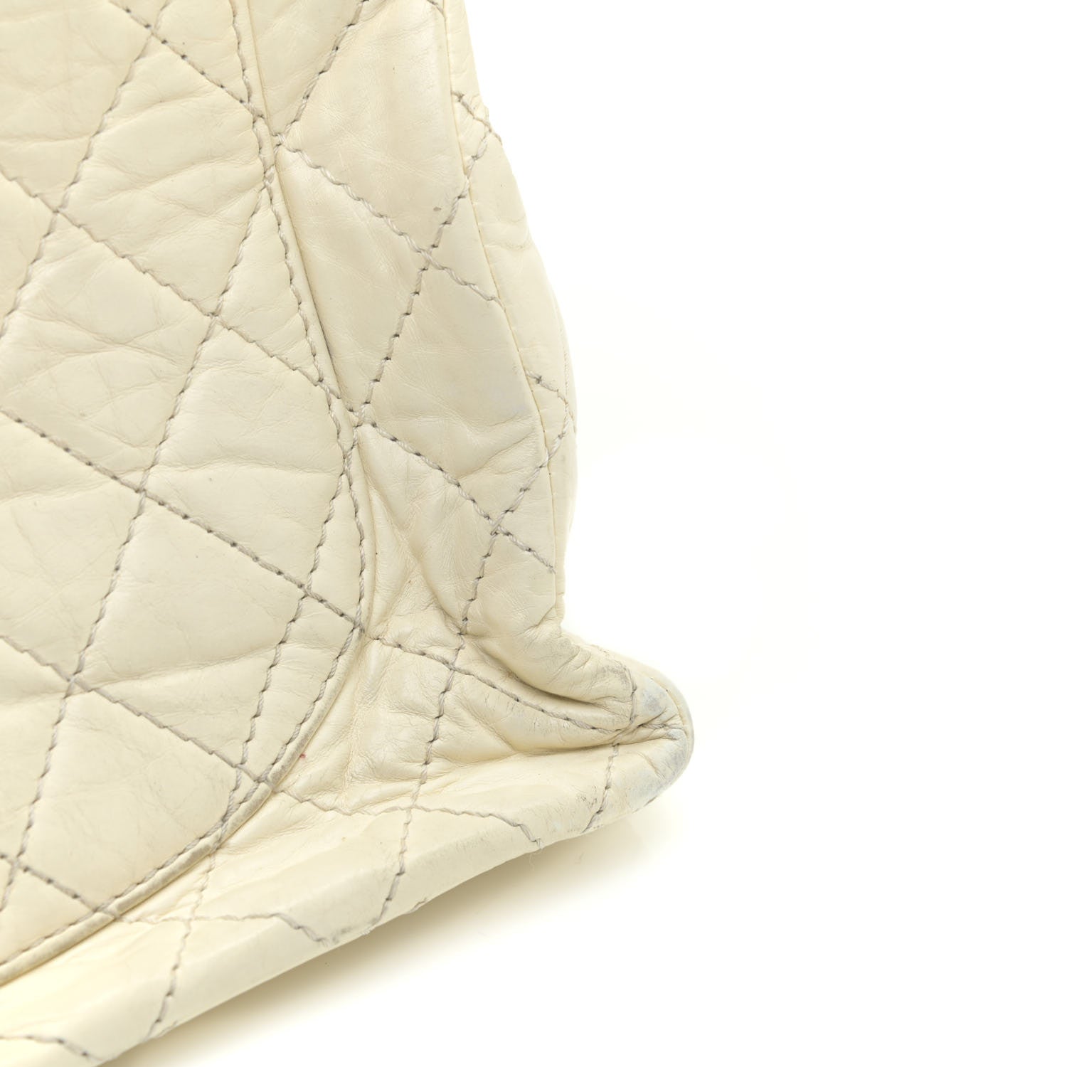 Chanel Aged Calfskin Quilted Reissue 2.55 Accordion Flap White 17 of 18