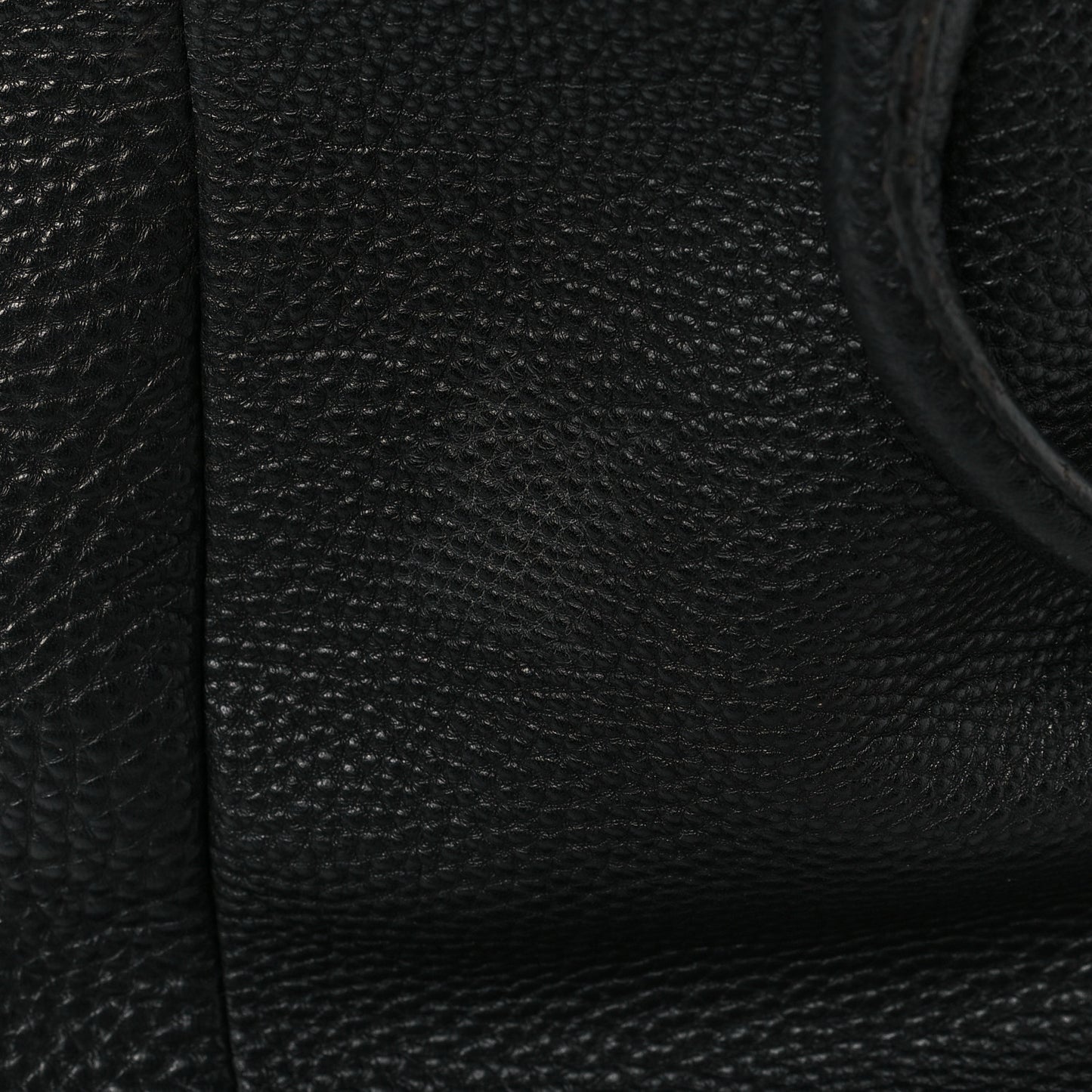 Vitello Daino Tote Black