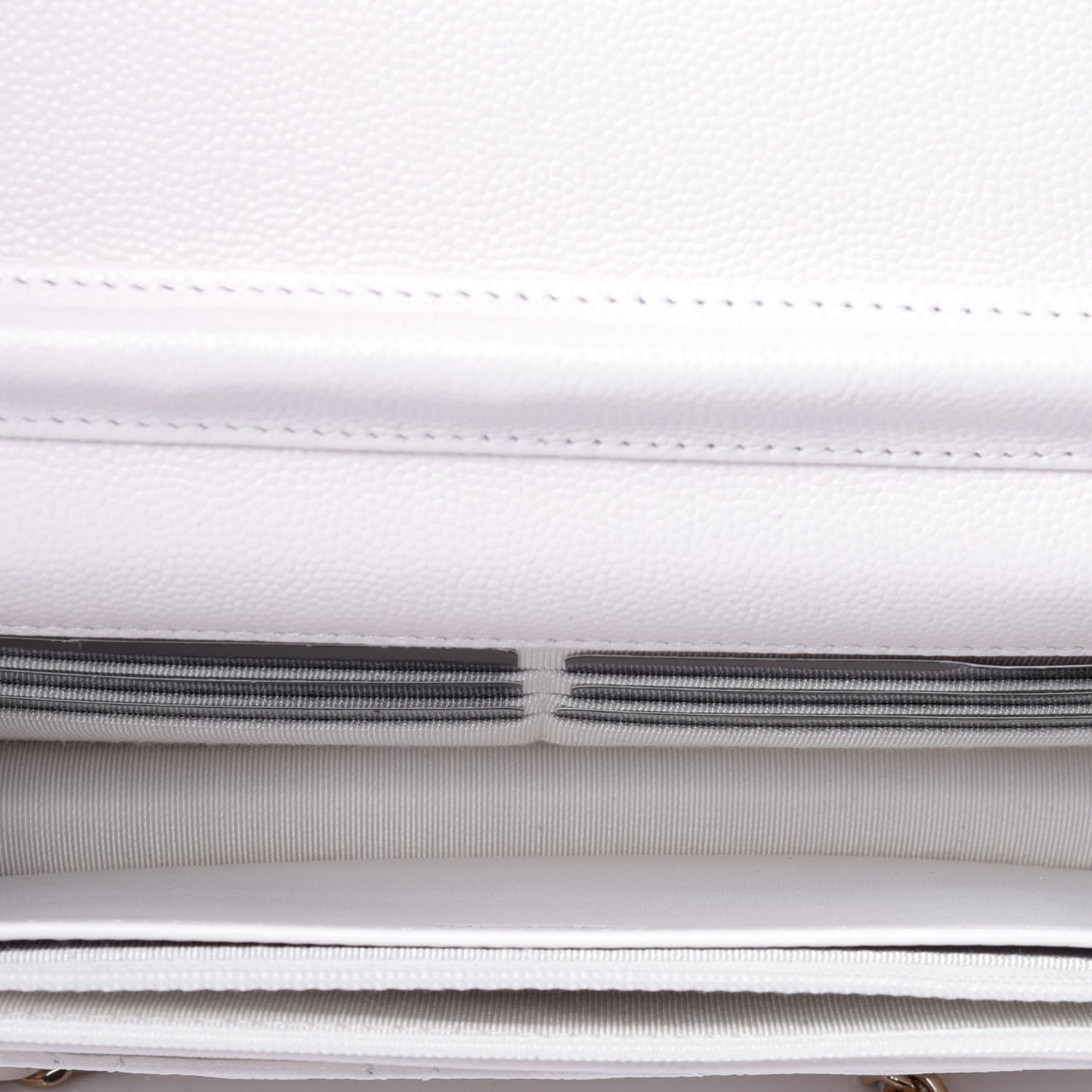 Caviar Quilted Wallet On Chain WOC White