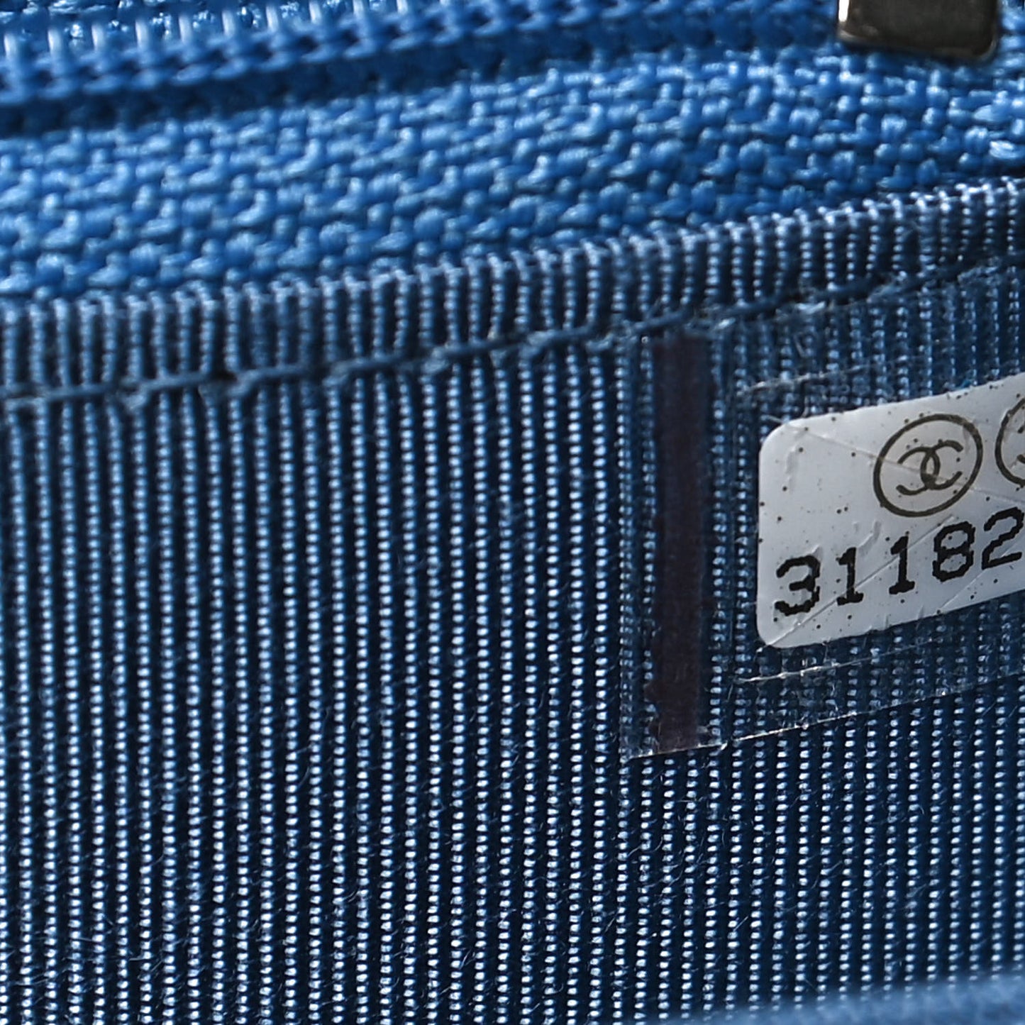 Caviar Quilted Mini Wallet On Chain WOC Blue