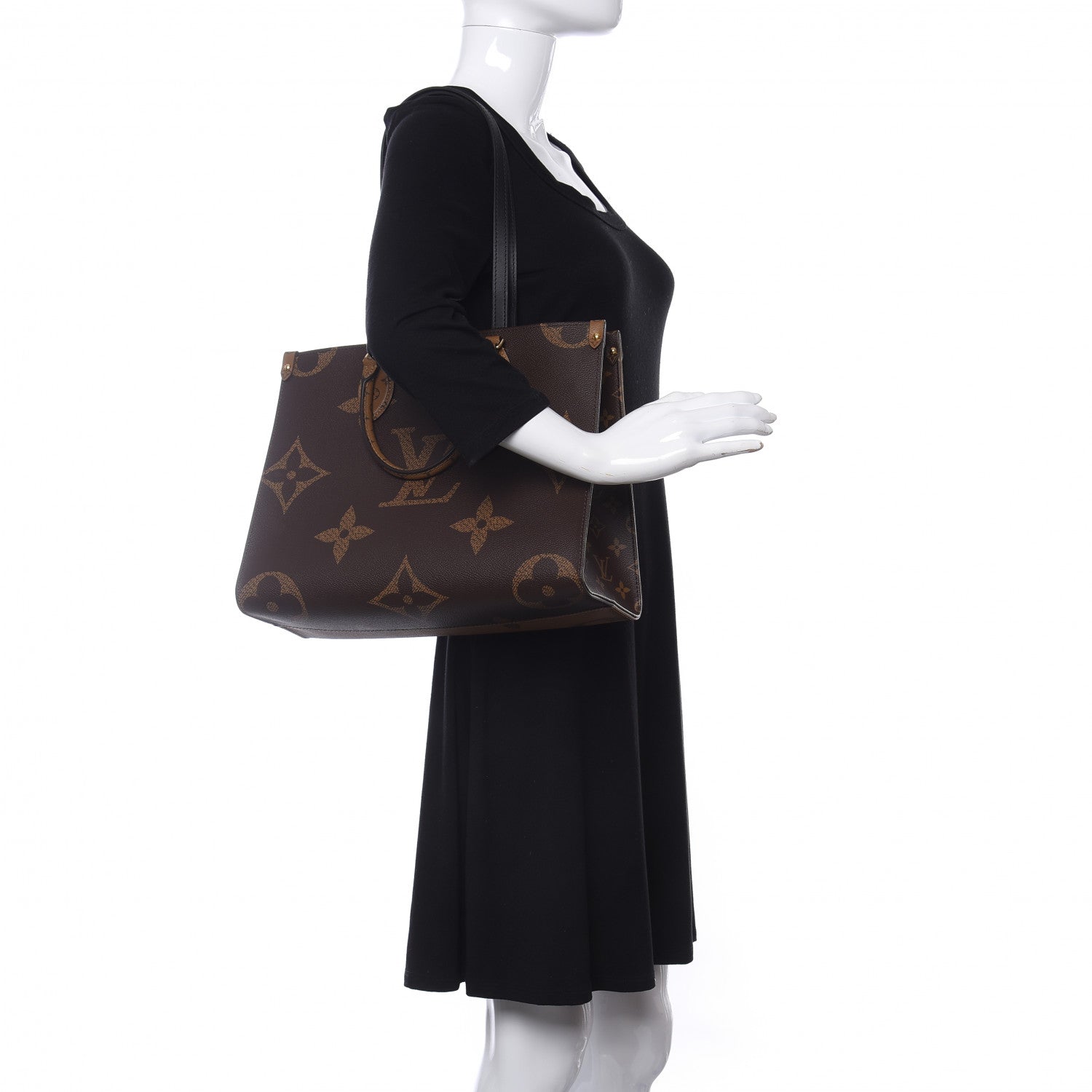 Louis Vuitton Reverse Monogram Giant Onthego MM 2 of 11