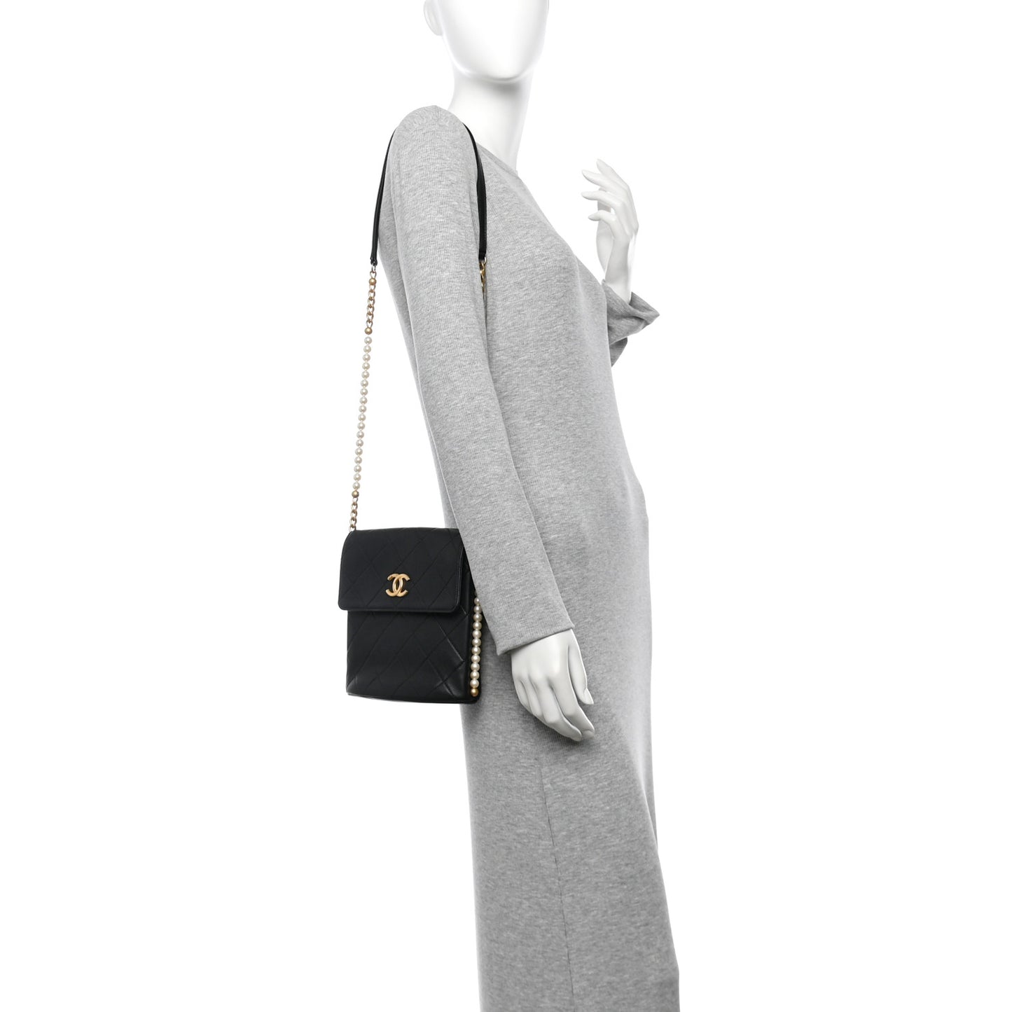 Calfskin Quilted Pearl Small About Pearls Hobo Bag Black