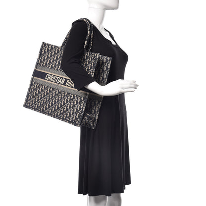 Christian Dior Oblique Book Tote Blue Multicolor 2 of 10