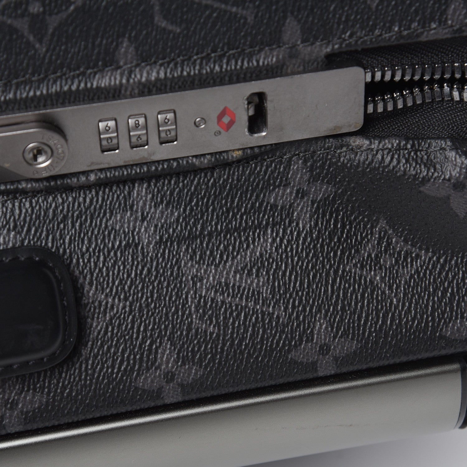 Louis Vuitton Monogram Eclipse Horizon 55 21 of 24