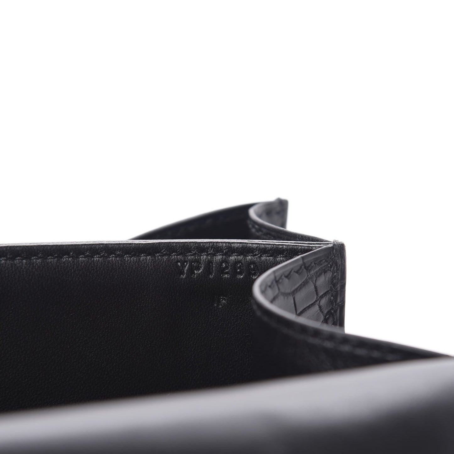 Matte Alligator Constance 24 Black