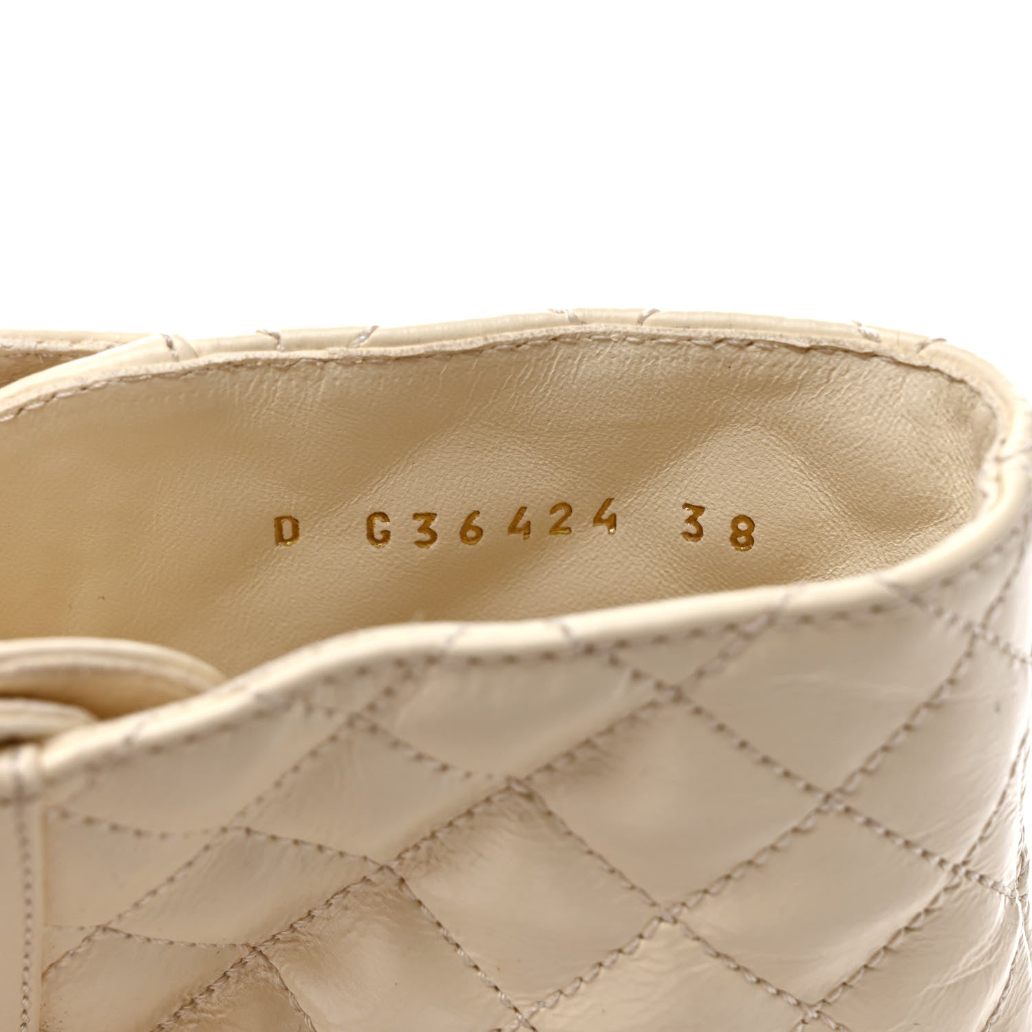 Chanel Shiny Goatskin Calfskin Quilted Lace Up Combat Boots 38 Ivory Black 8 of 10