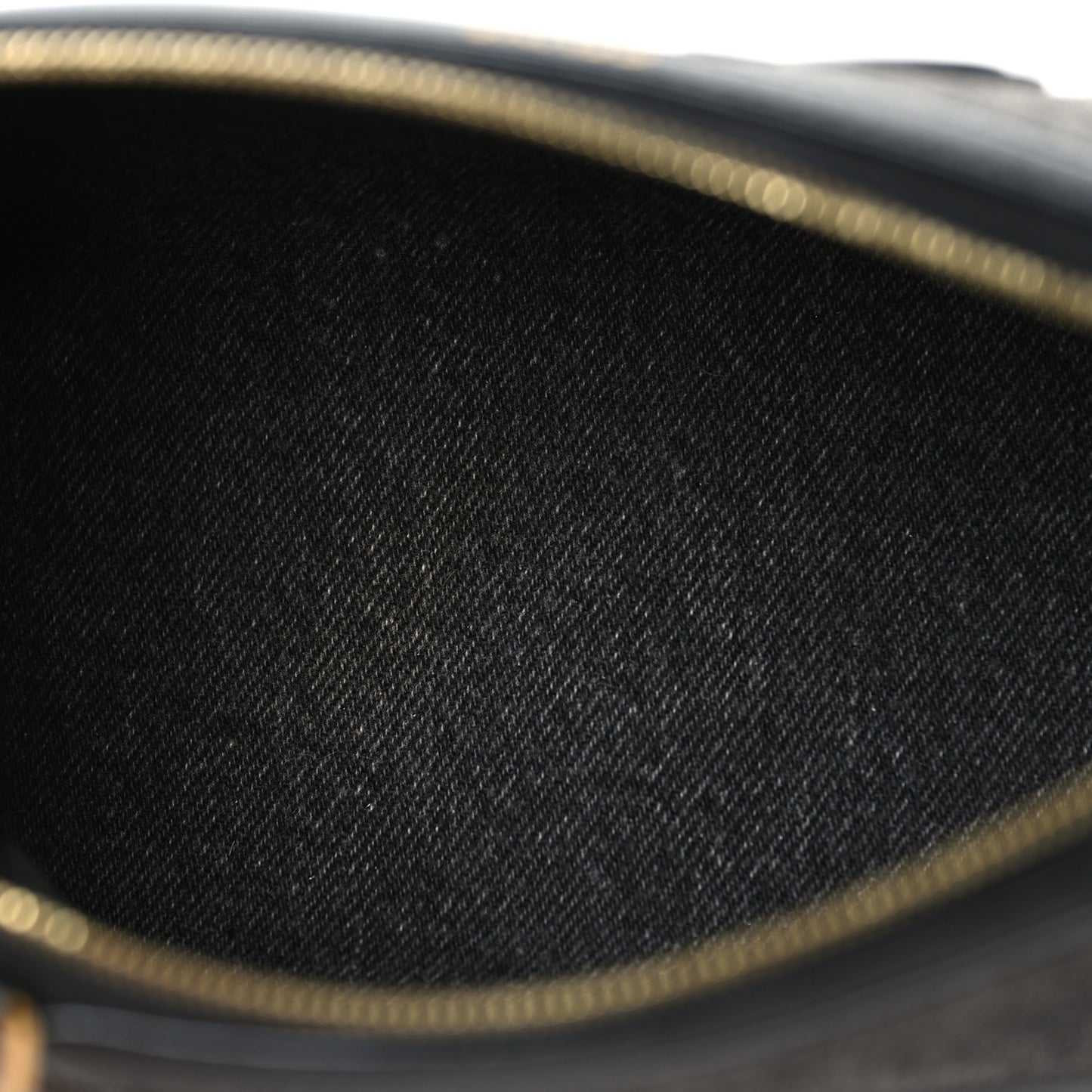 Denim Cuir Triomphe Clutch On Chain Dark Grey