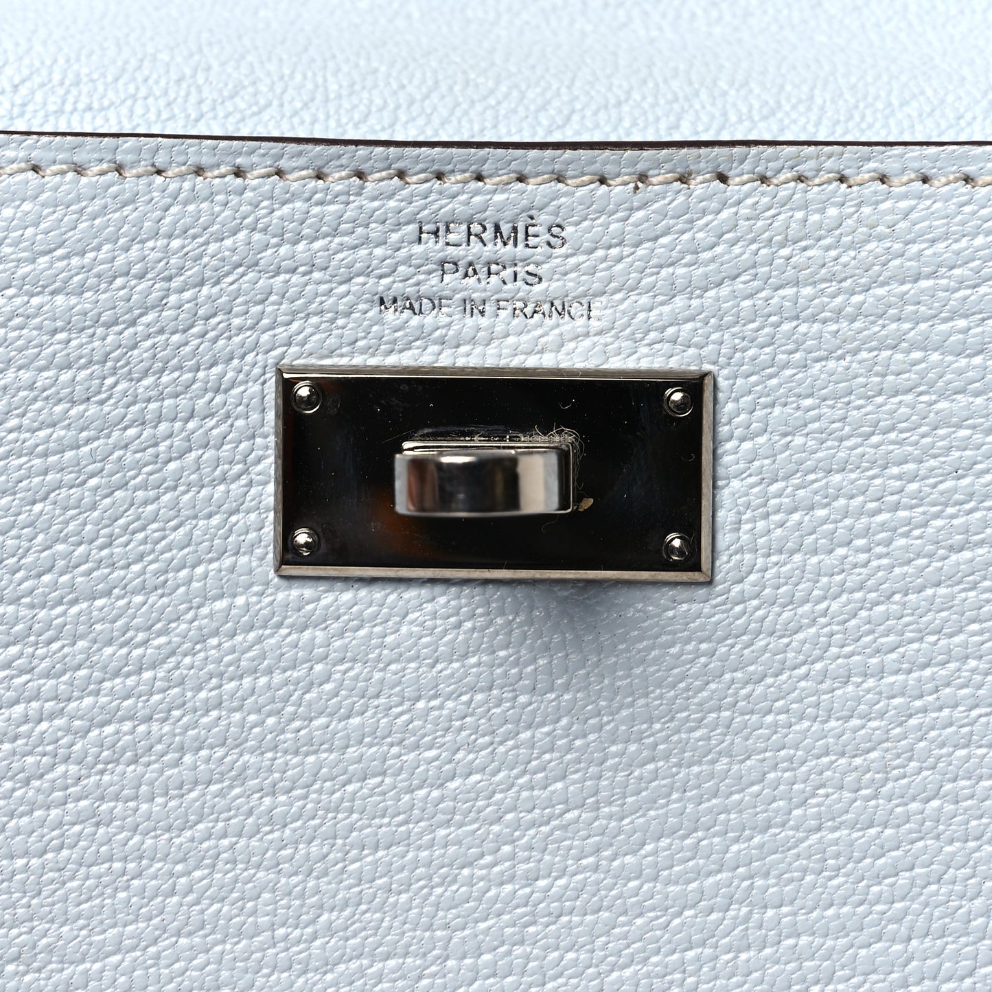 Chevre Mysore Kelly Pocket Compact Wallet Bleu Brume
