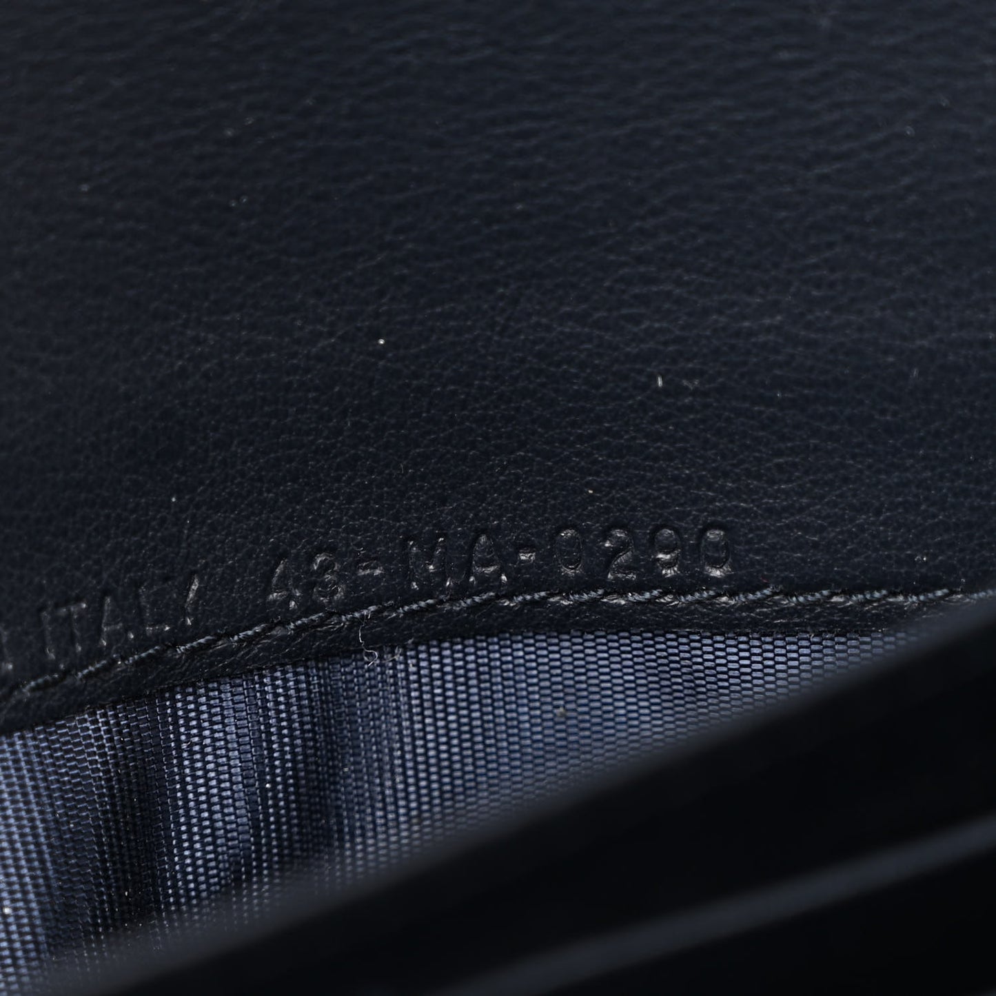 Oblique Saddle Chain Long Wallet Blue