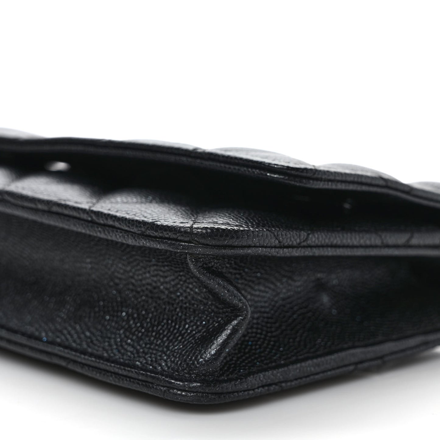 Iridescent Caviar Quilted Wallet on Chain WOC Black