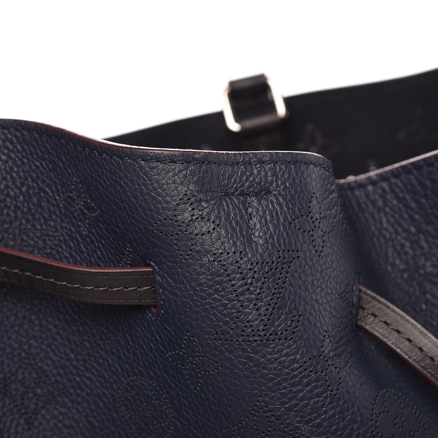 Louis Vuitton Mahina Girolata Marine 9 of 11