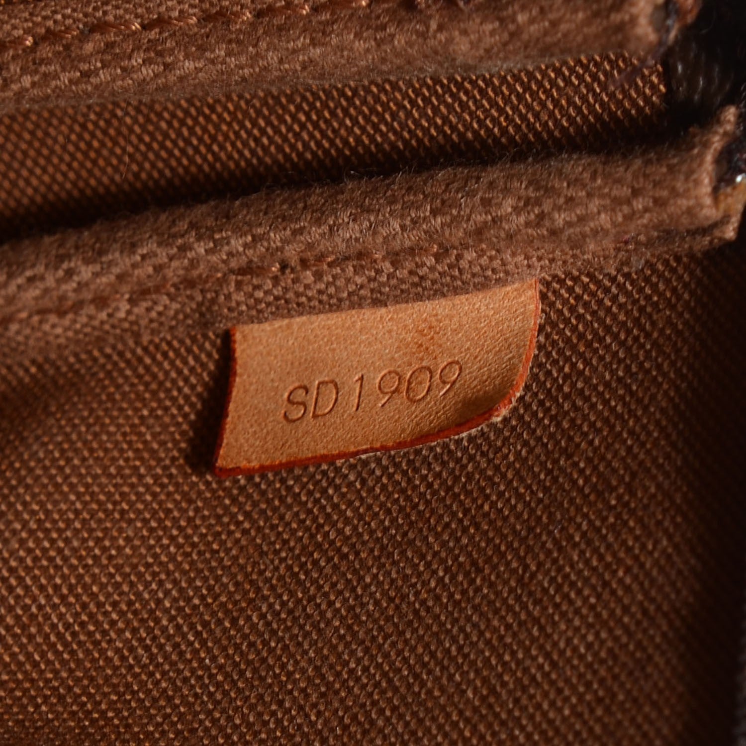 Louis Vuitton Monogram Pochette Accessories 7 of 7
