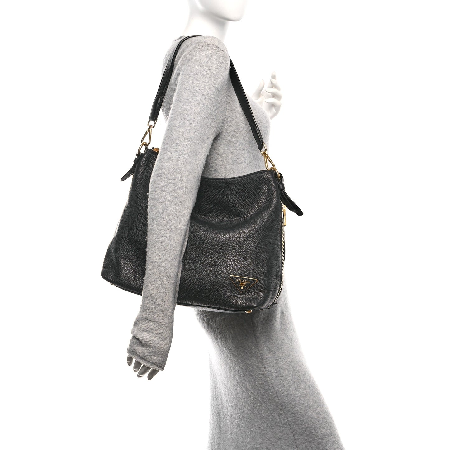 Vitello Daino Side Zip Hobo Black