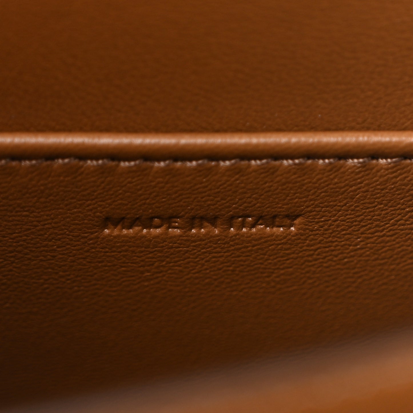 Box Calfskin Teen Classic Box Flap Bag Camel