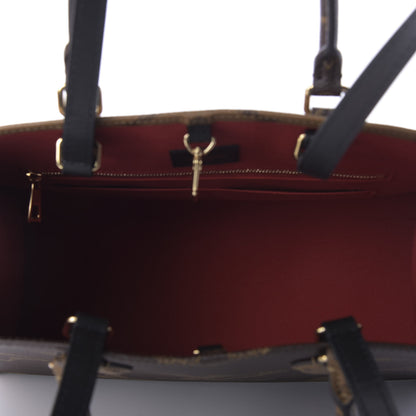 Louis Vuitton Reverse Monogram Giant Onthego MM 6 of 11