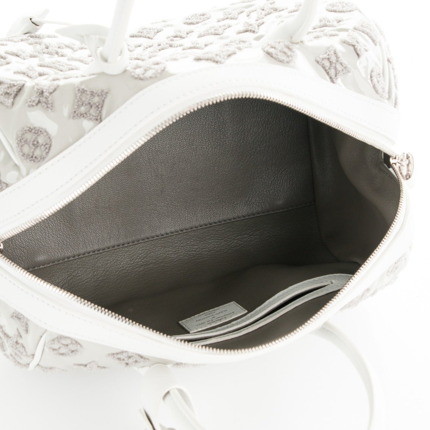 Monogram Bouclettes Speedy Round Perle
